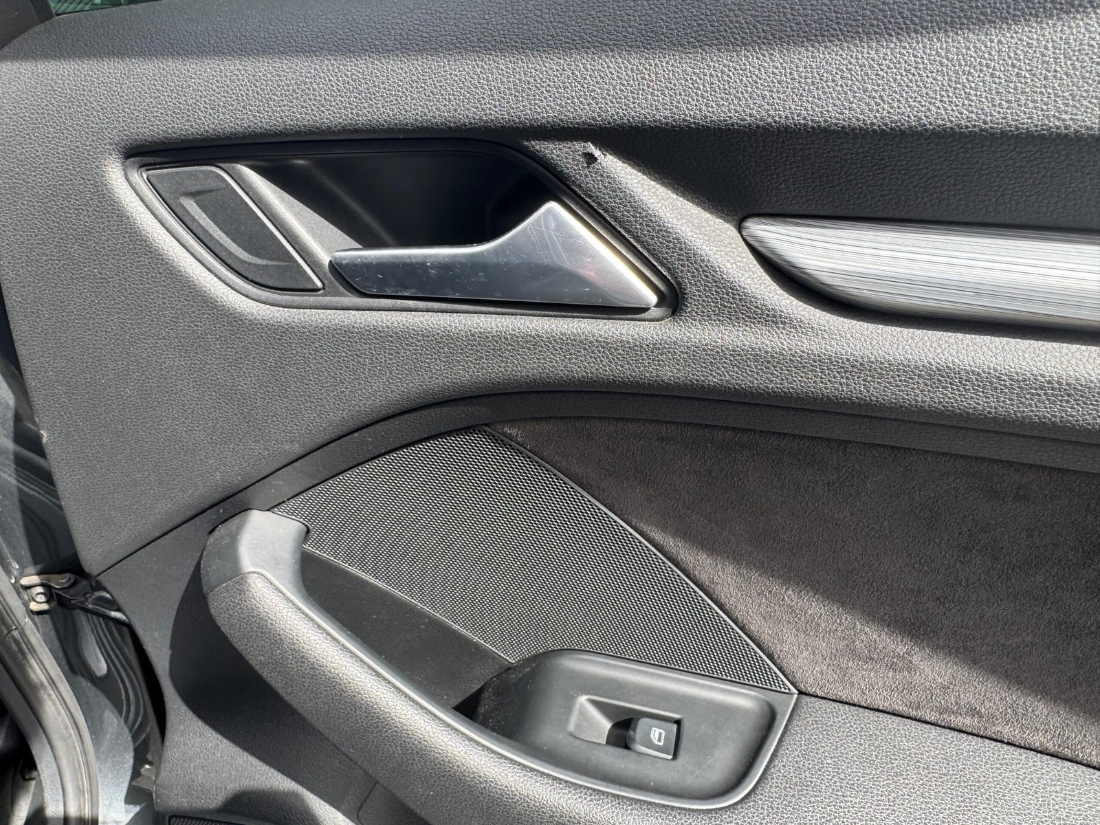 AUDI A3 Série 3 Sportback 1.6 TDi 105ch