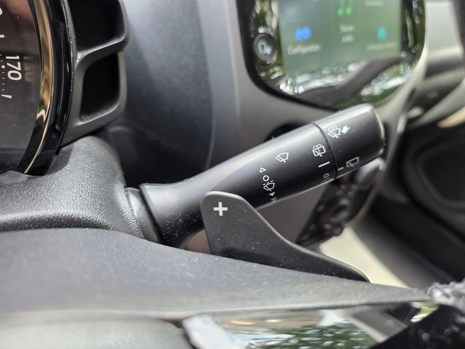 TOYOTA AYGO X-PLAY Boîte Auto – 1.0 VVT-i 72ch