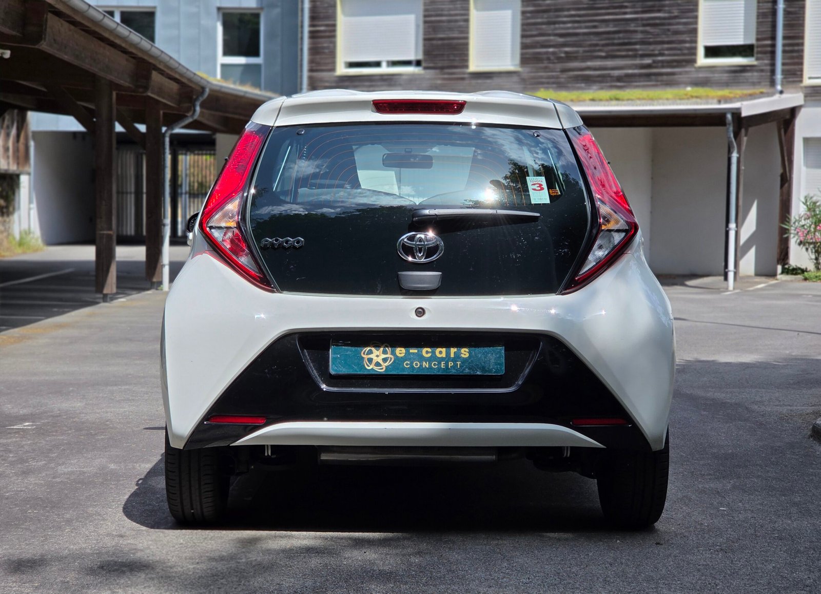 TOYOTA AYGO X-PLAY Boîte Auto – 1.0 VVT-i 72ch