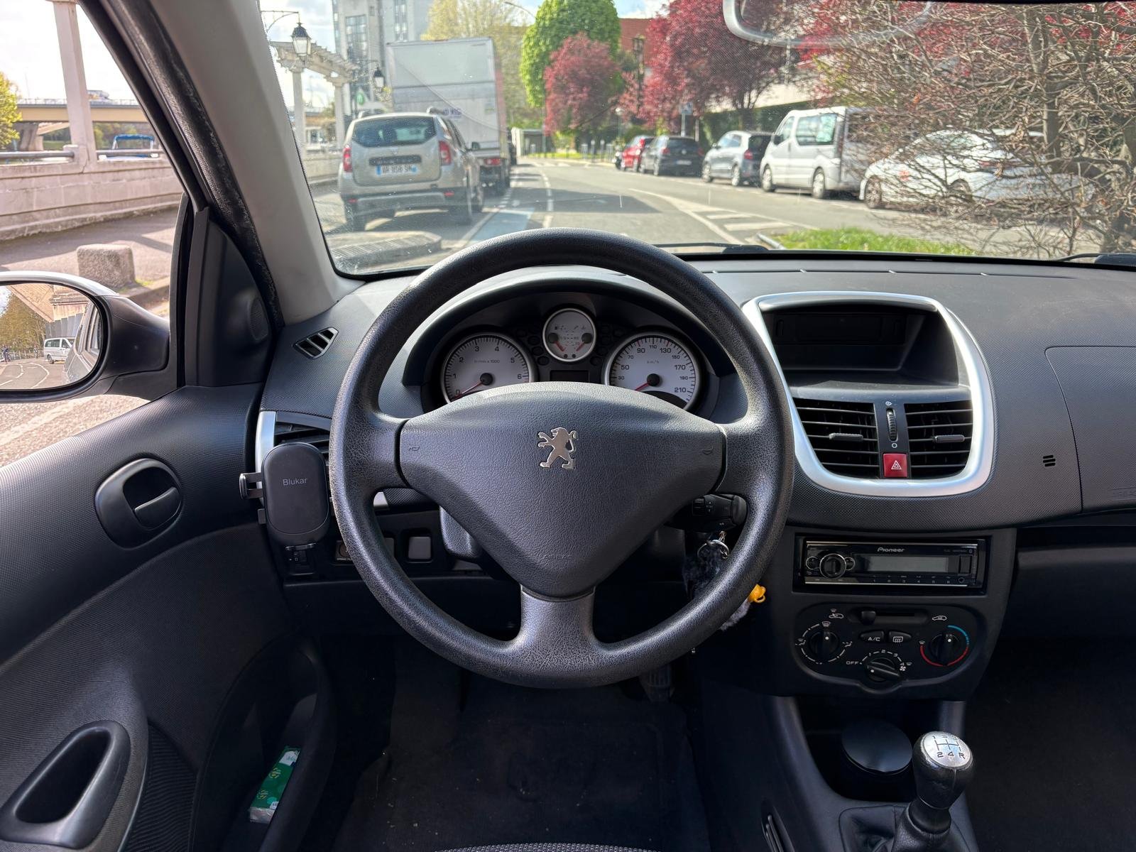 PEUGEOT 206+ 1.4 75ch