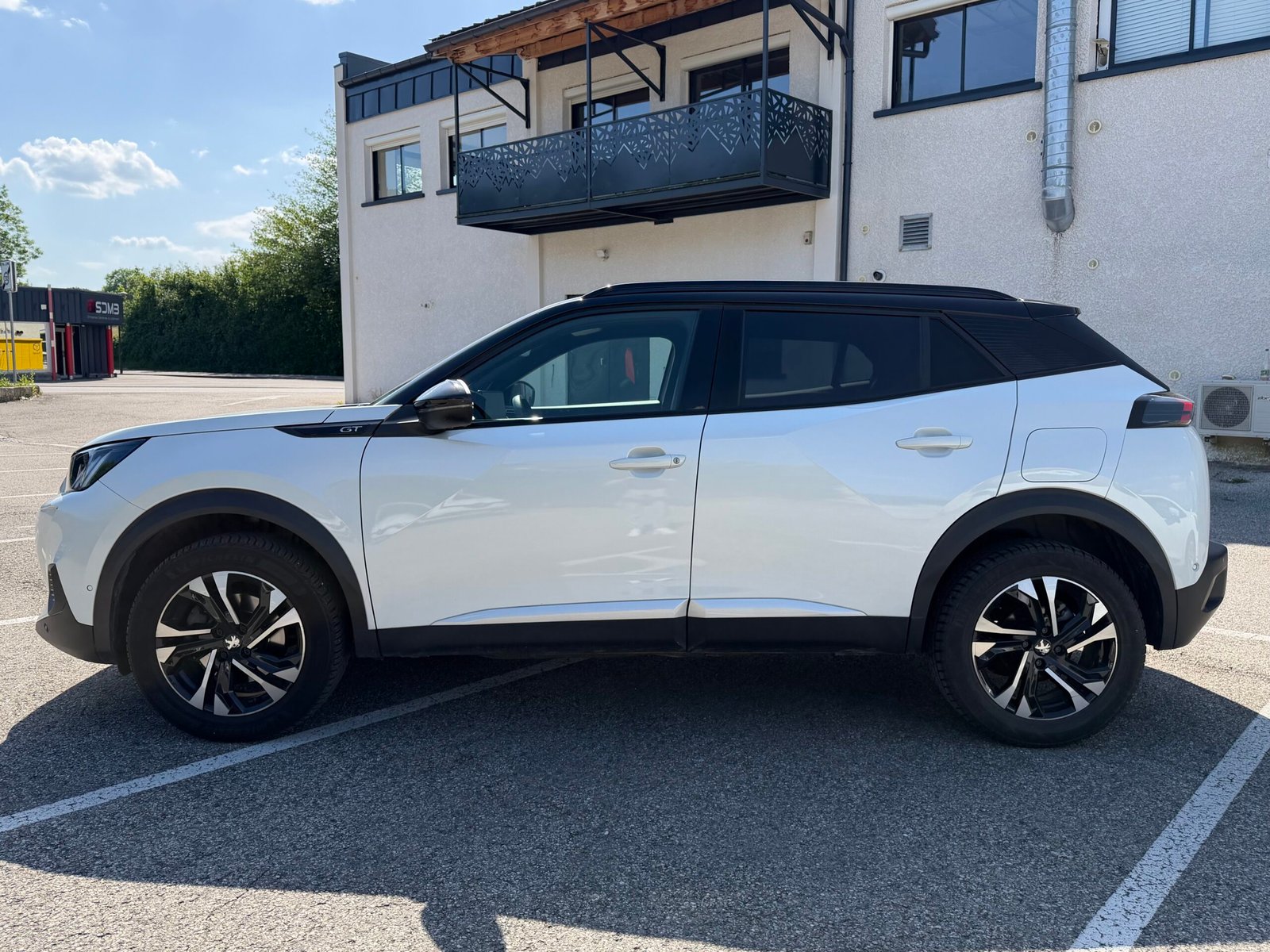 Peugeot 2008 GT 1.5BlueHDI 130 EAT BVA