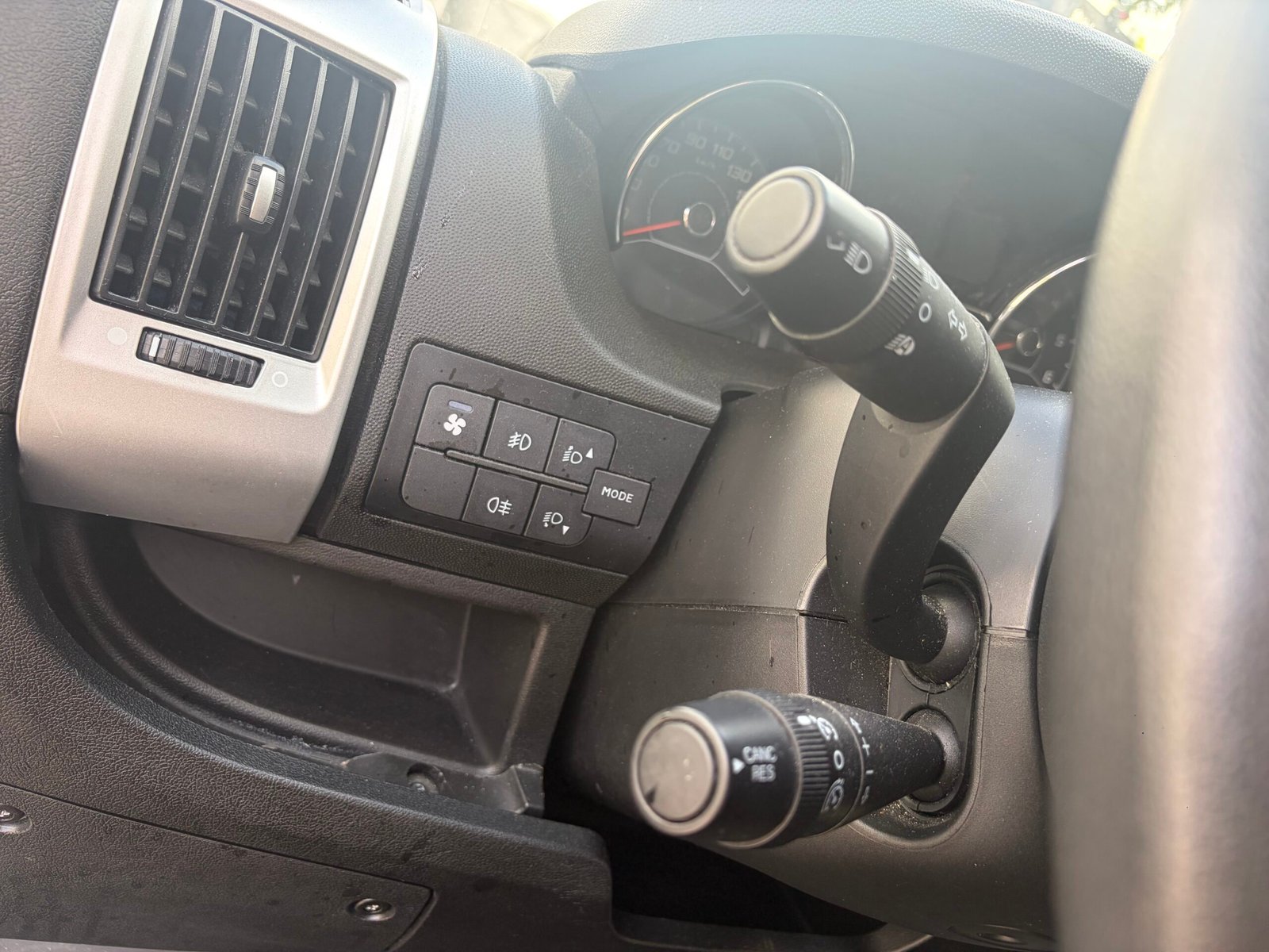 FIAT Ducato II 3.0 M-Jet2 16V DPF Fourgon moyen 136 cv