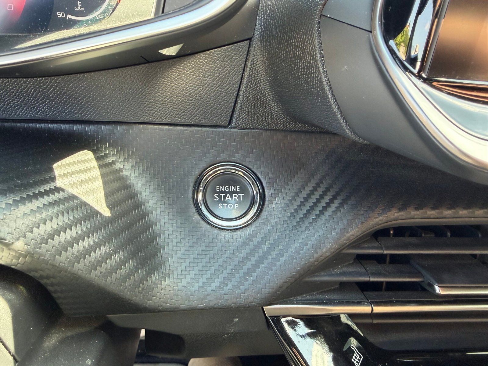 Peugeot 2008 GT 1.5BlueHDI 130 EAT BVA