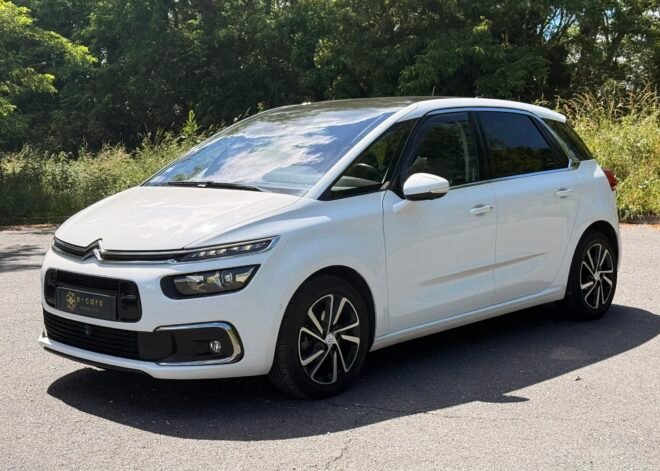 CITROËN C4 SpaceTourer 1.2 THP EAT8 S&S 131 cv Boîte auto / Shine