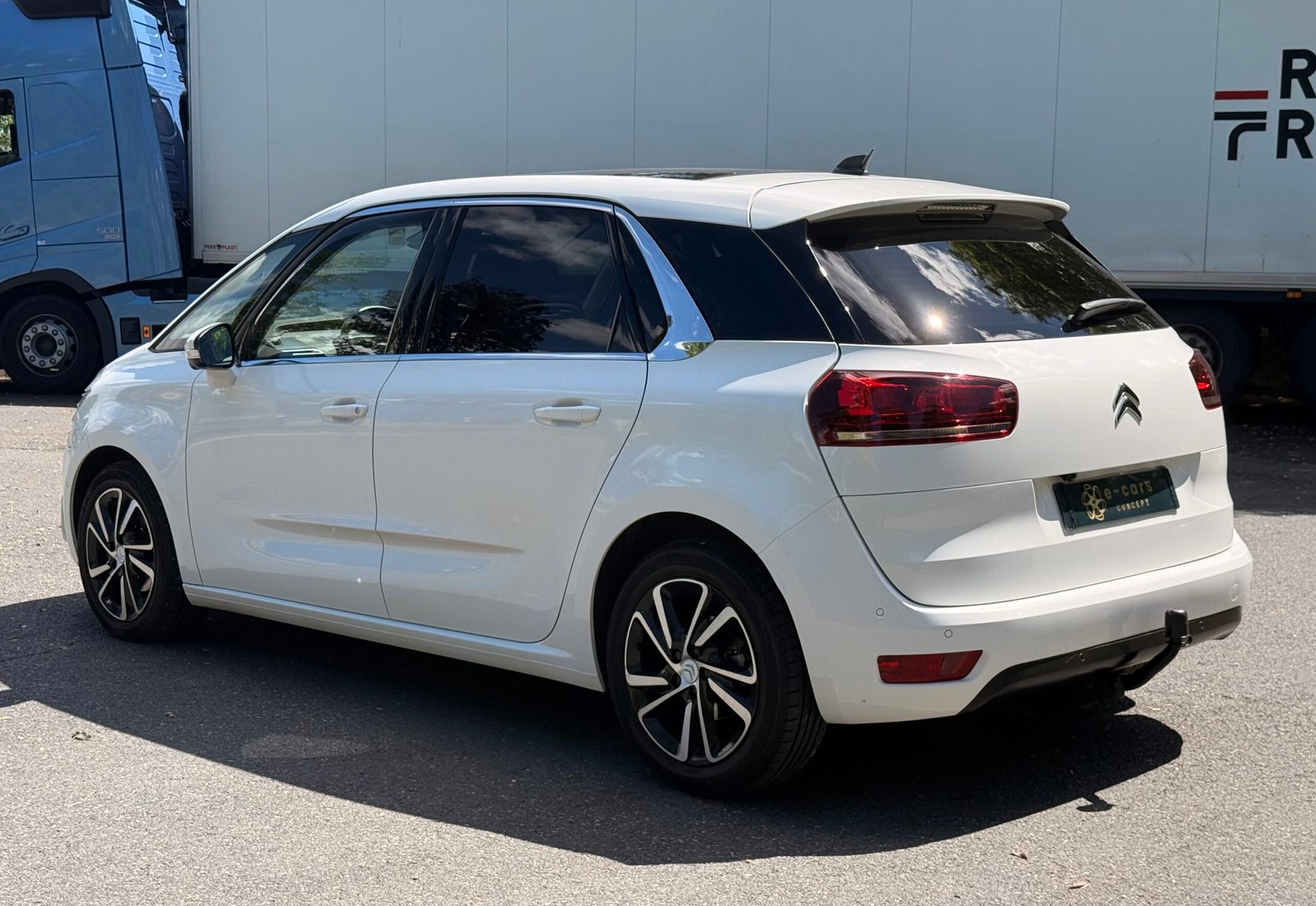 CITROËN C4 SpaceTourer 1.2 THP EAT8 S&S 131 cv Boîte auto / Shine
