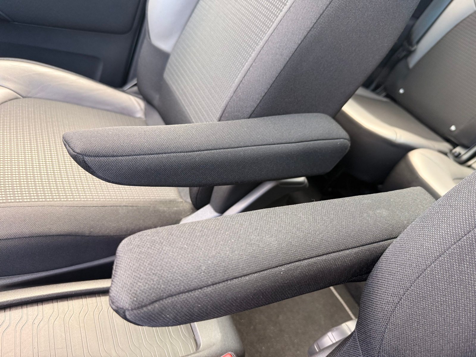 CITROËN C4 SpaceTourer 1.2 THP EAT8 S&S 131 cv Boîte auto / Shine