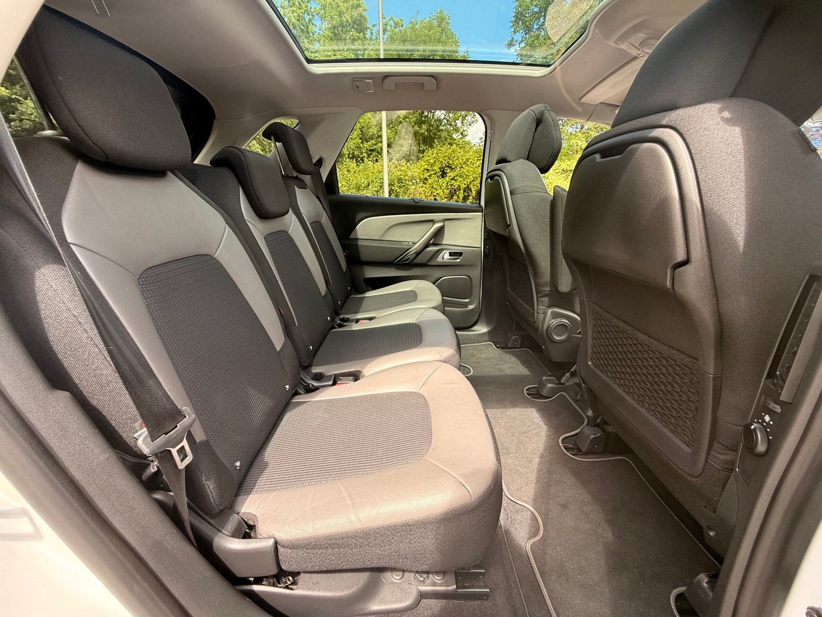 CITROËN C4 SpaceTourer 1.2 THP EAT8 S&S 131 cv Boîte auto / Shine