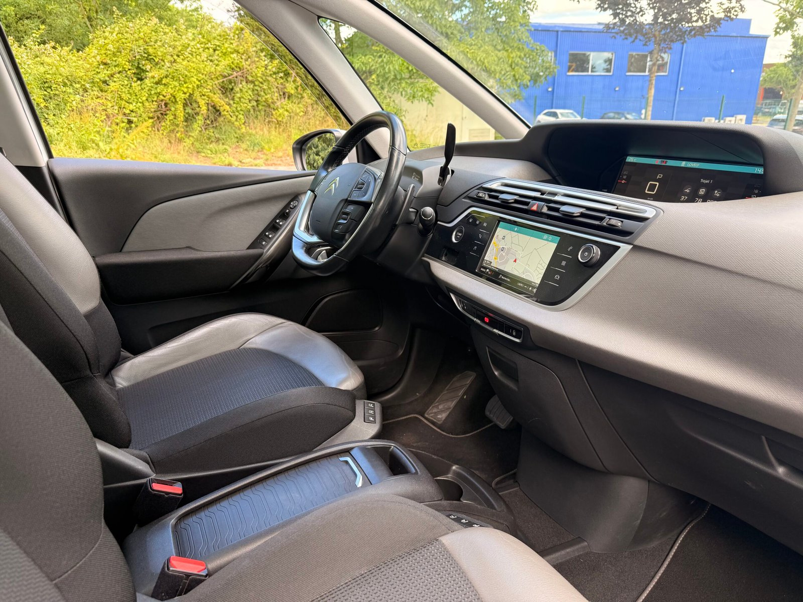 CITROËN C4 SpaceTourer 1.2 THP EAT8 S&S 131 cv Boîte auto / Shine