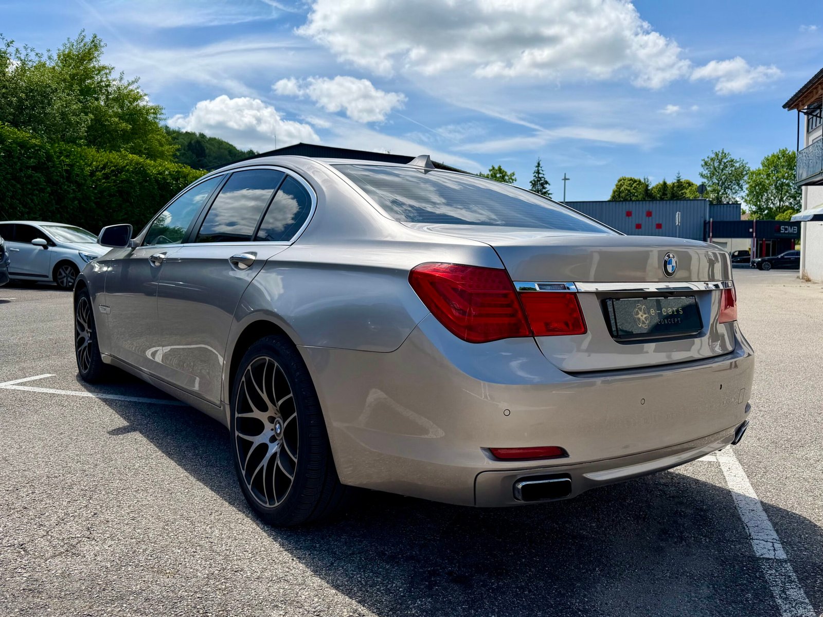 BMW Série 7 Berline 750i 4.4 i V8 32V Steptronic-6 407 cv Boîte auto