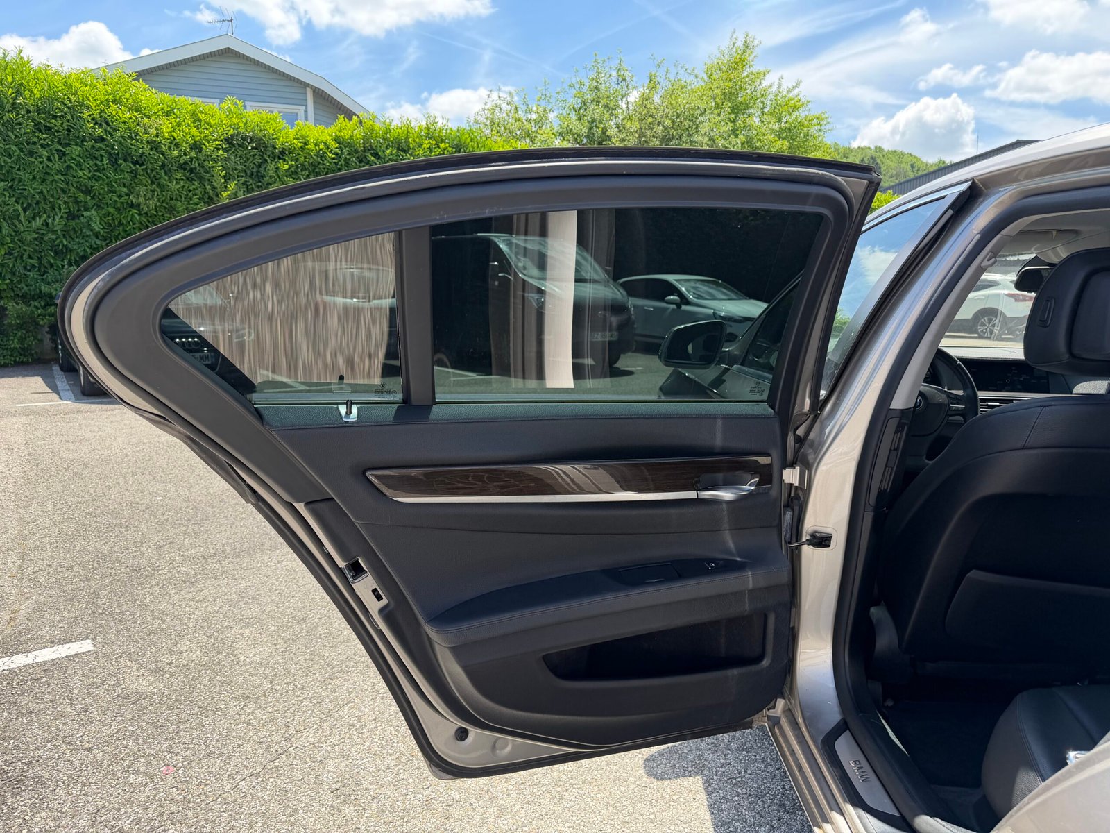 BMW Série 7 Berline 750i 4.4 i V8 32V Steptronic-6 407 cv Boîte auto