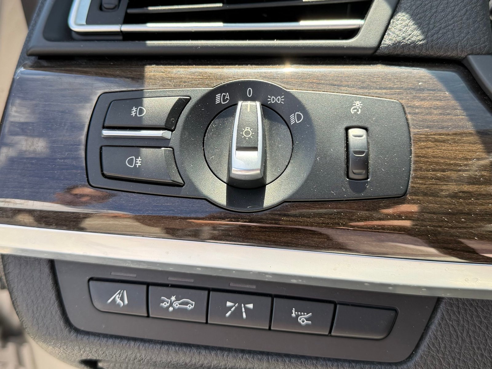 BMW Série 7 Berline 750i 4.4 i V8 32V Steptronic-6 407 cv Boîte auto