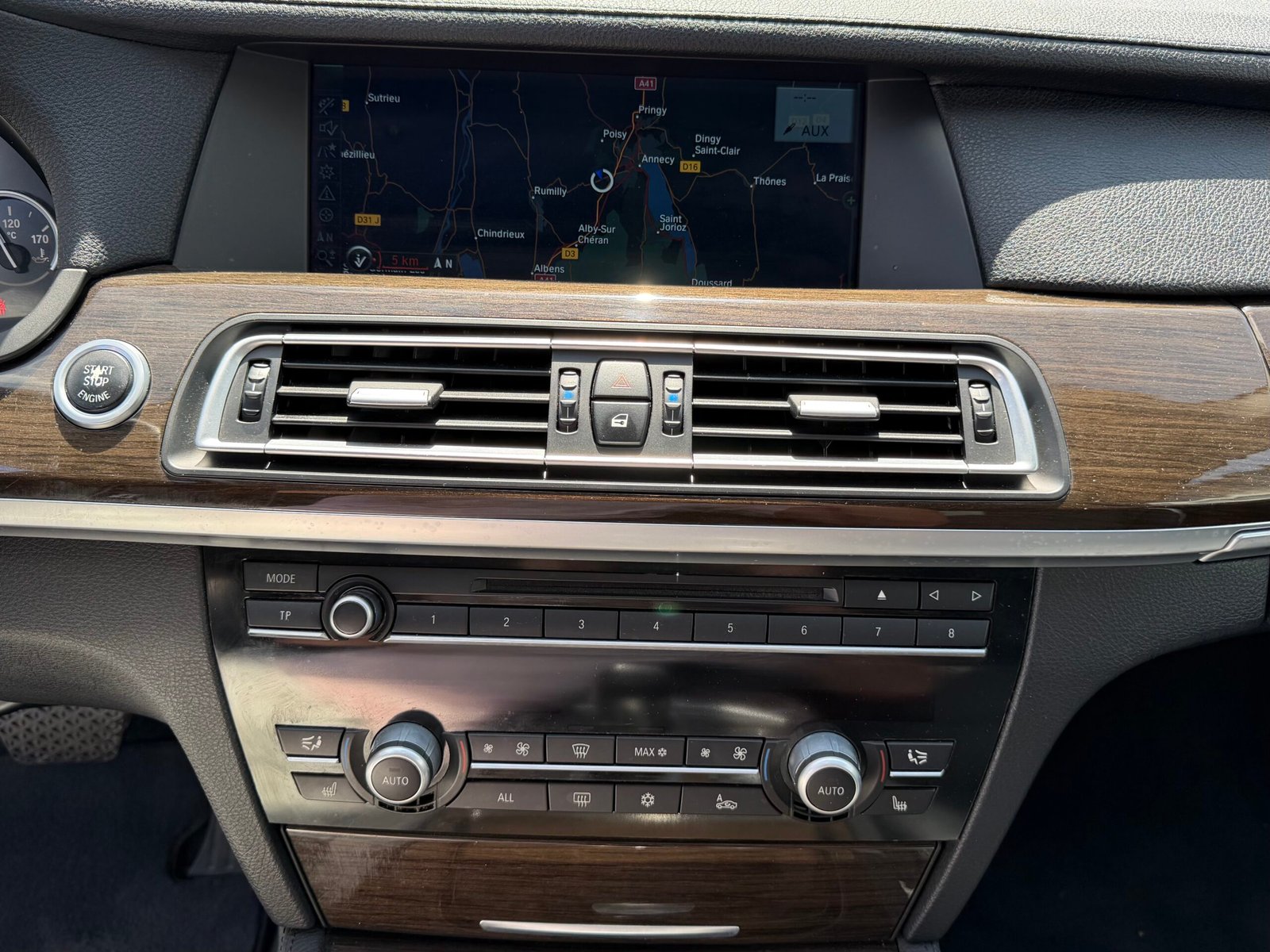 BMW Série 7 Berline 750i 4.4 i V8 32V Steptronic-6 407 cv Boîte auto