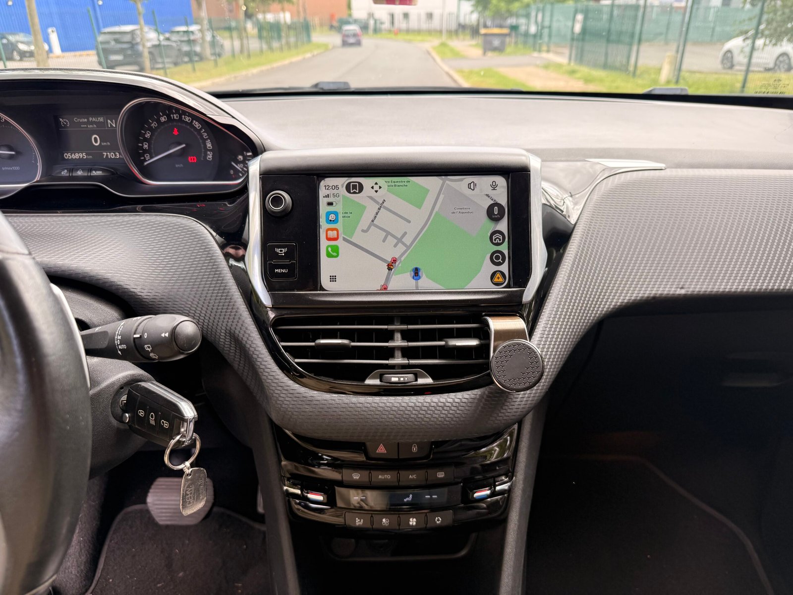 PEUGEOT 2008 5HB 1.6 e-HDi BMP6 S&S 92 cv Boîte auto