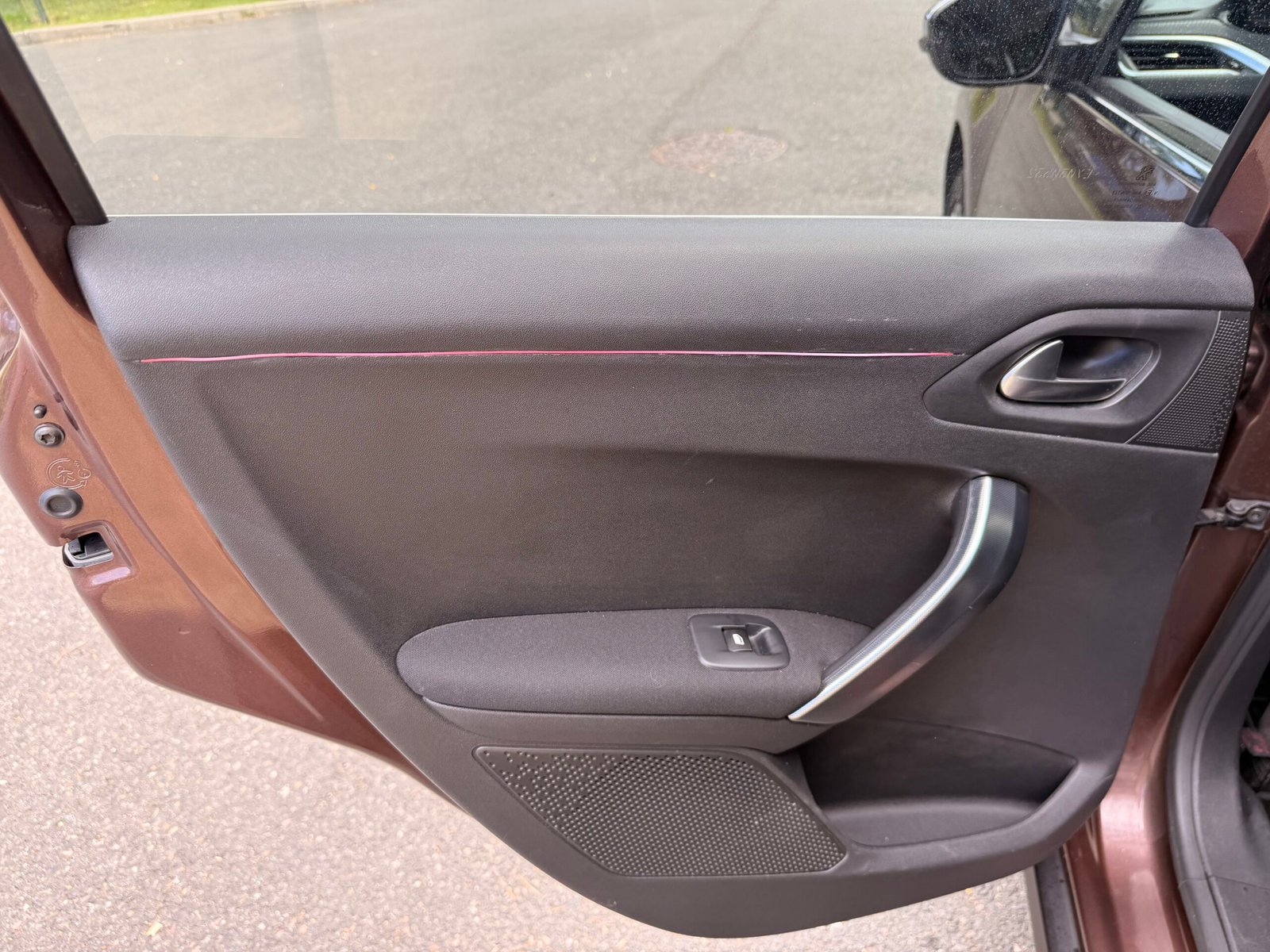 PEUGEOT 2008 5HB 1.6 e-HDi BMP6 S&S 92 cv Boîte auto