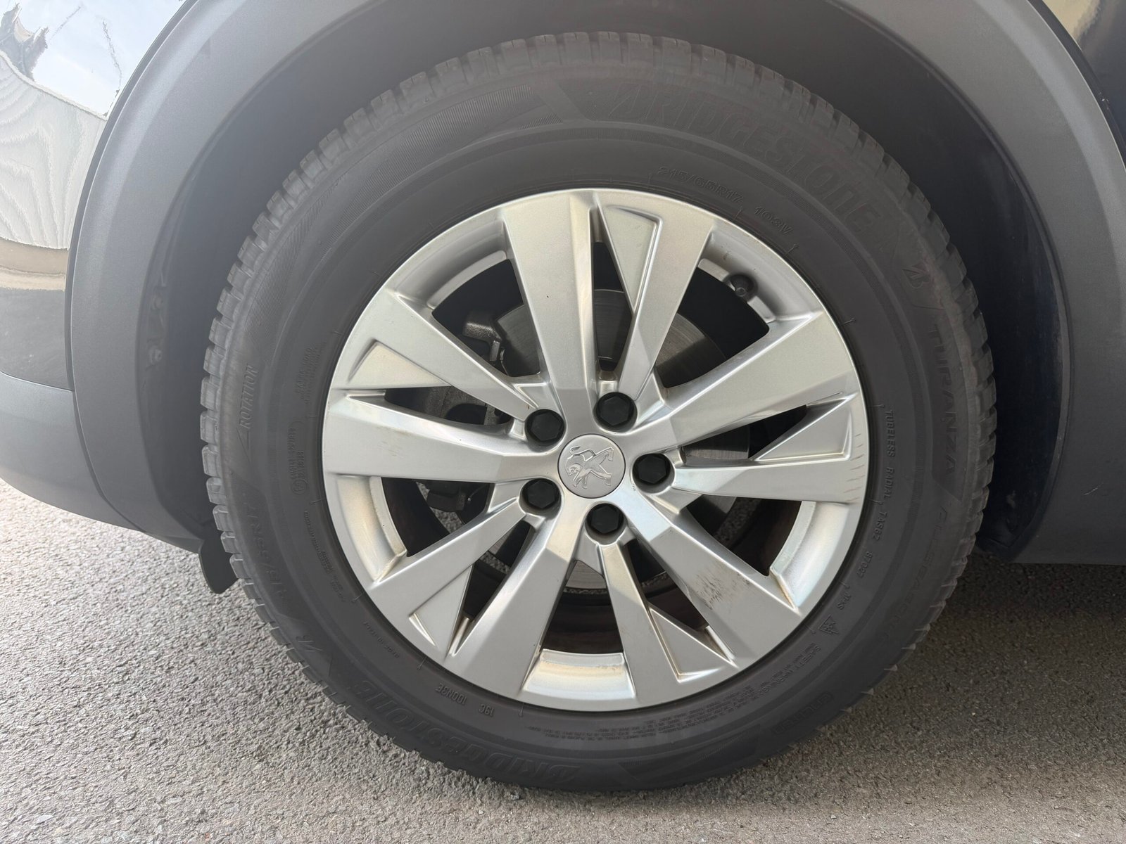 PEUGEOT 3008 1.2 PureTech 130Ch “Active Business”