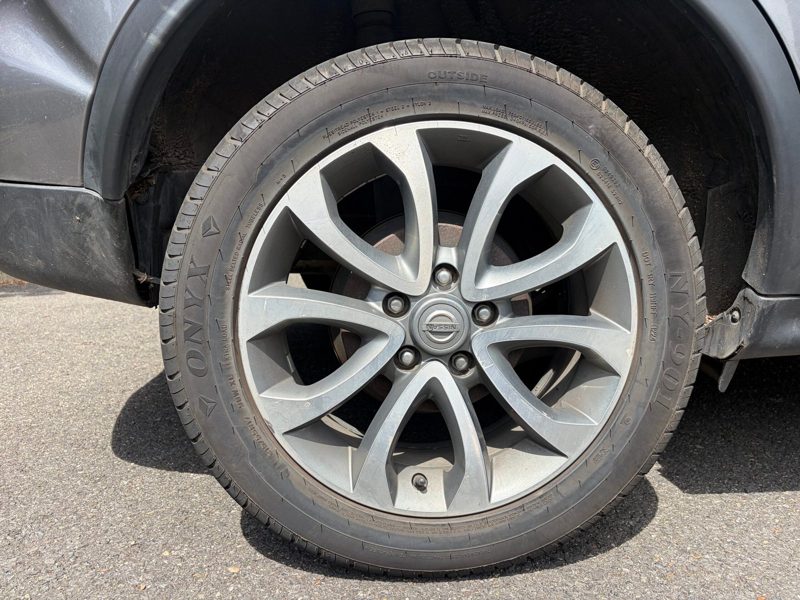 NISSAN Juke Phase 3 1.6 i 16V 2WD CVT 117 cv Boîte auto Tekna