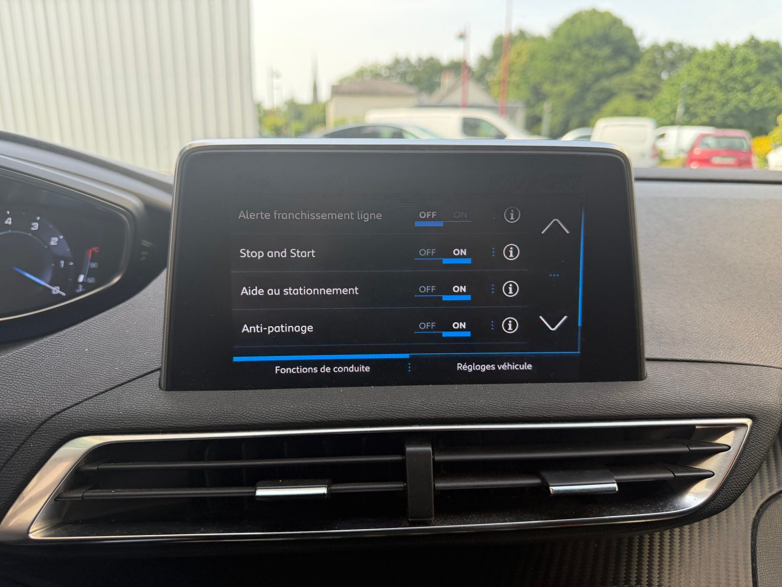 PEUGEOT 3008 1.2 PureTech 130Ch “Active Business”