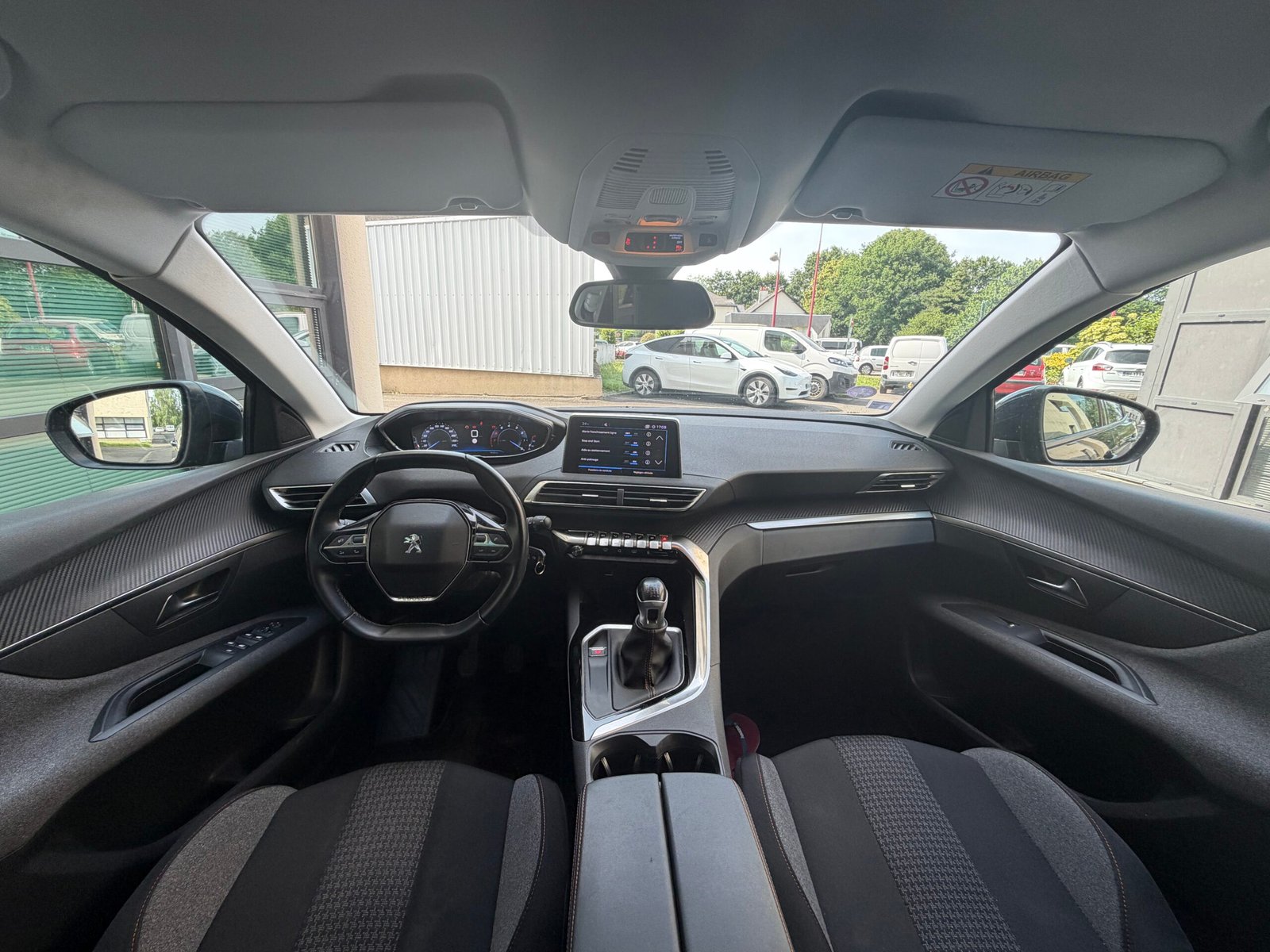 PEUGEOT 3008 1.2 PureTech 130Ch “Active Business”