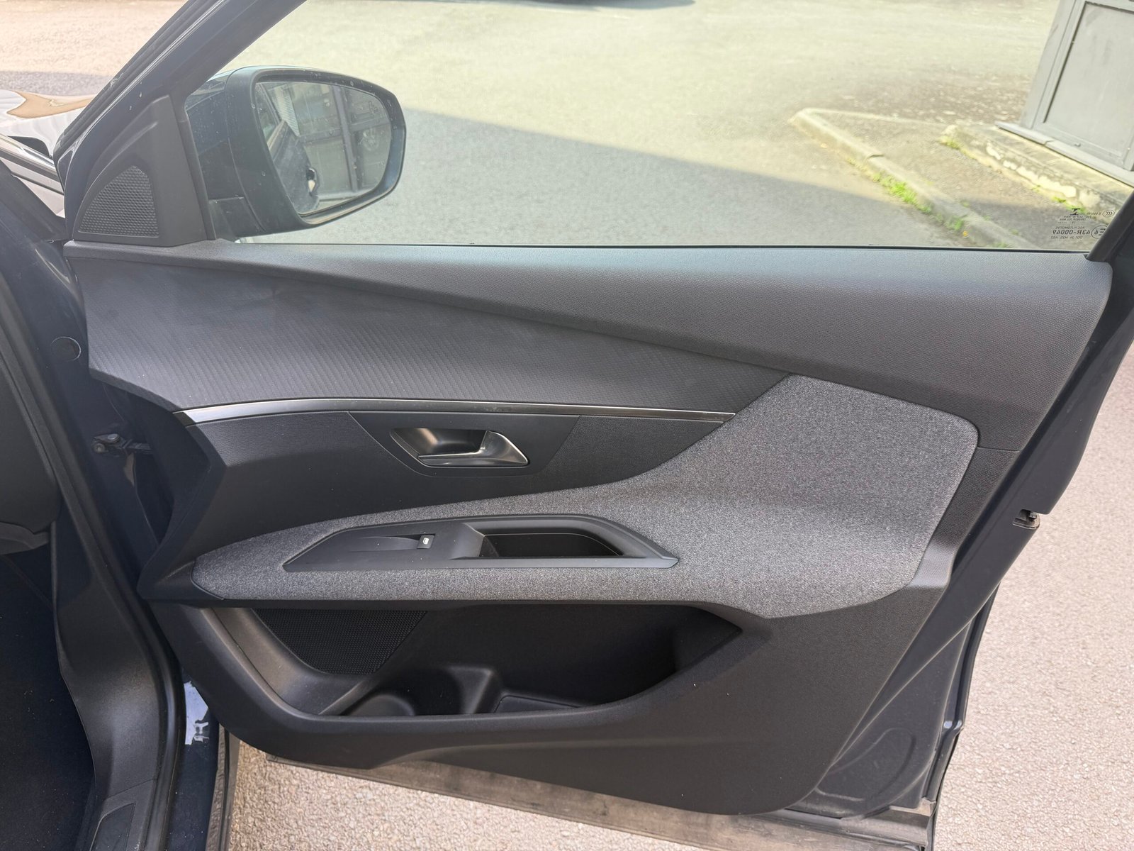 PEUGEOT 3008 1.2 PureTech 130Ch “Active Business”