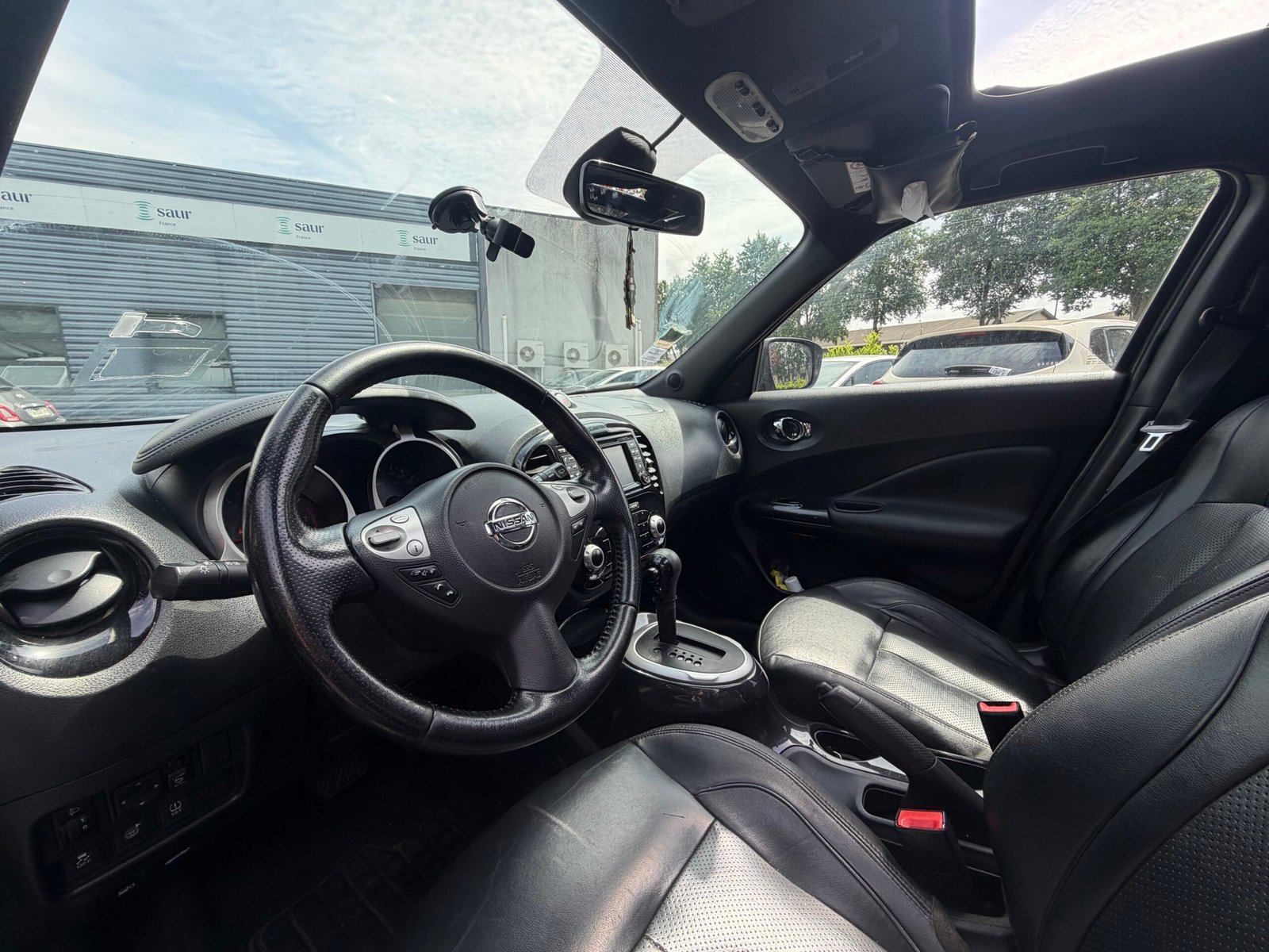 NISSAN Juke Phase 3 1.6 i 16V 2WD CVT 117 cv Boîte auto Tekna