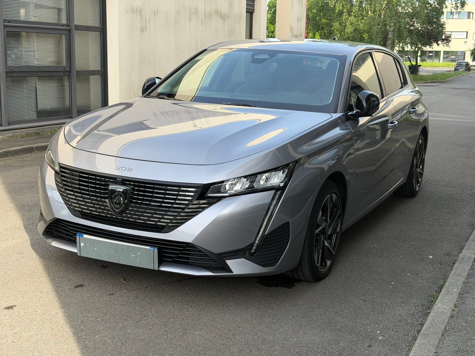Peugeot 308 1.2 Hybrid Boîte auto 136Ch “Allure”