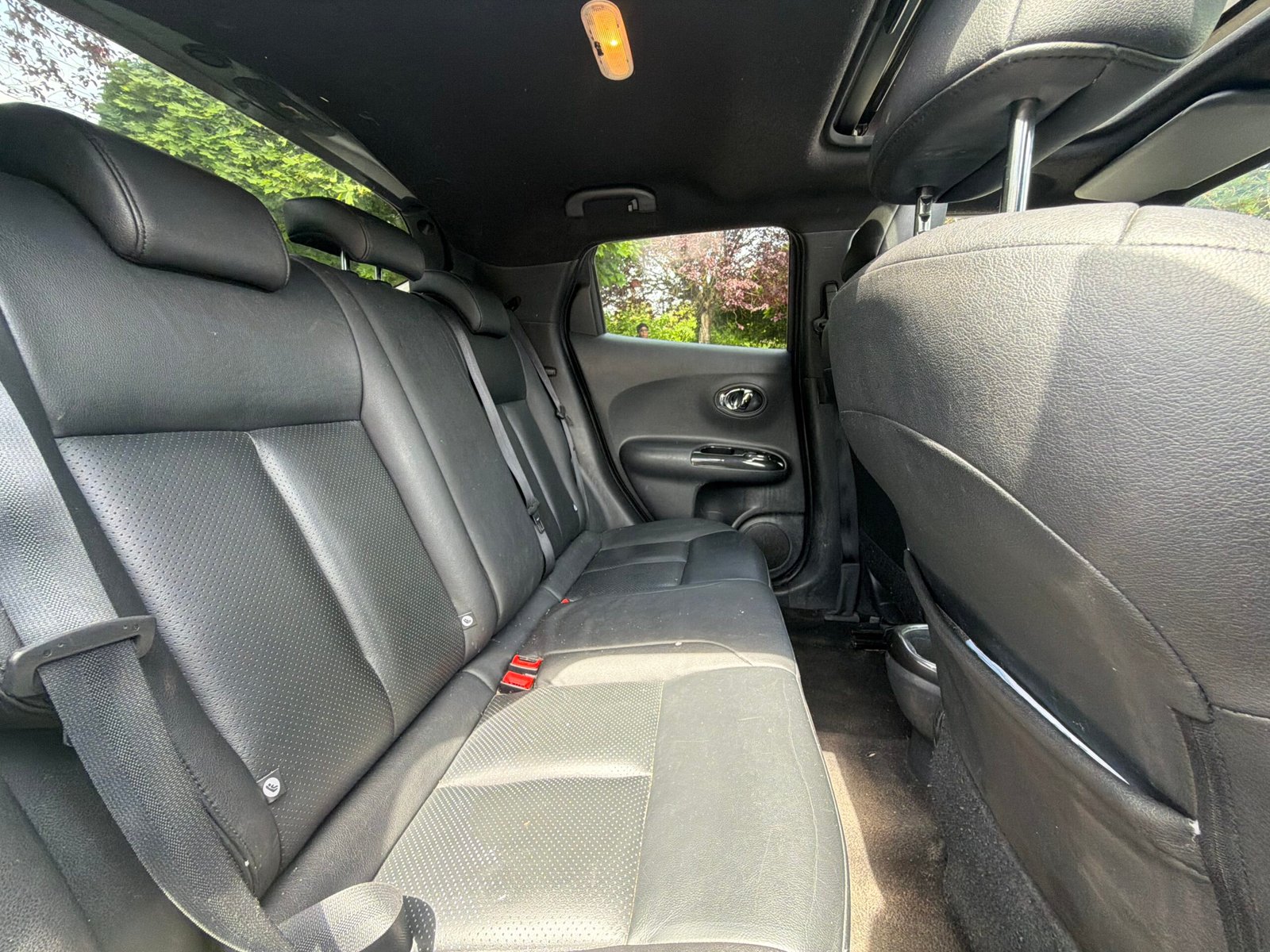 NISSAN Juke Phase 3 1.6 i 16V 2WD CVT 117 cv Boîte auto Tekna