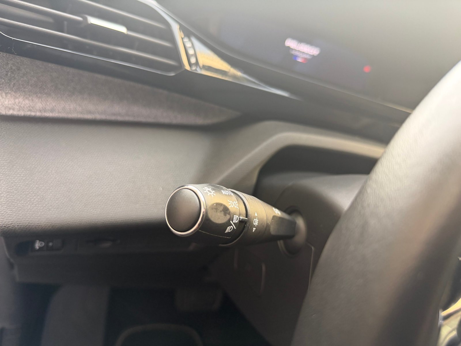 Peugeot 308 1.2 Hybrid Boîte auto 136Ch “Allure”