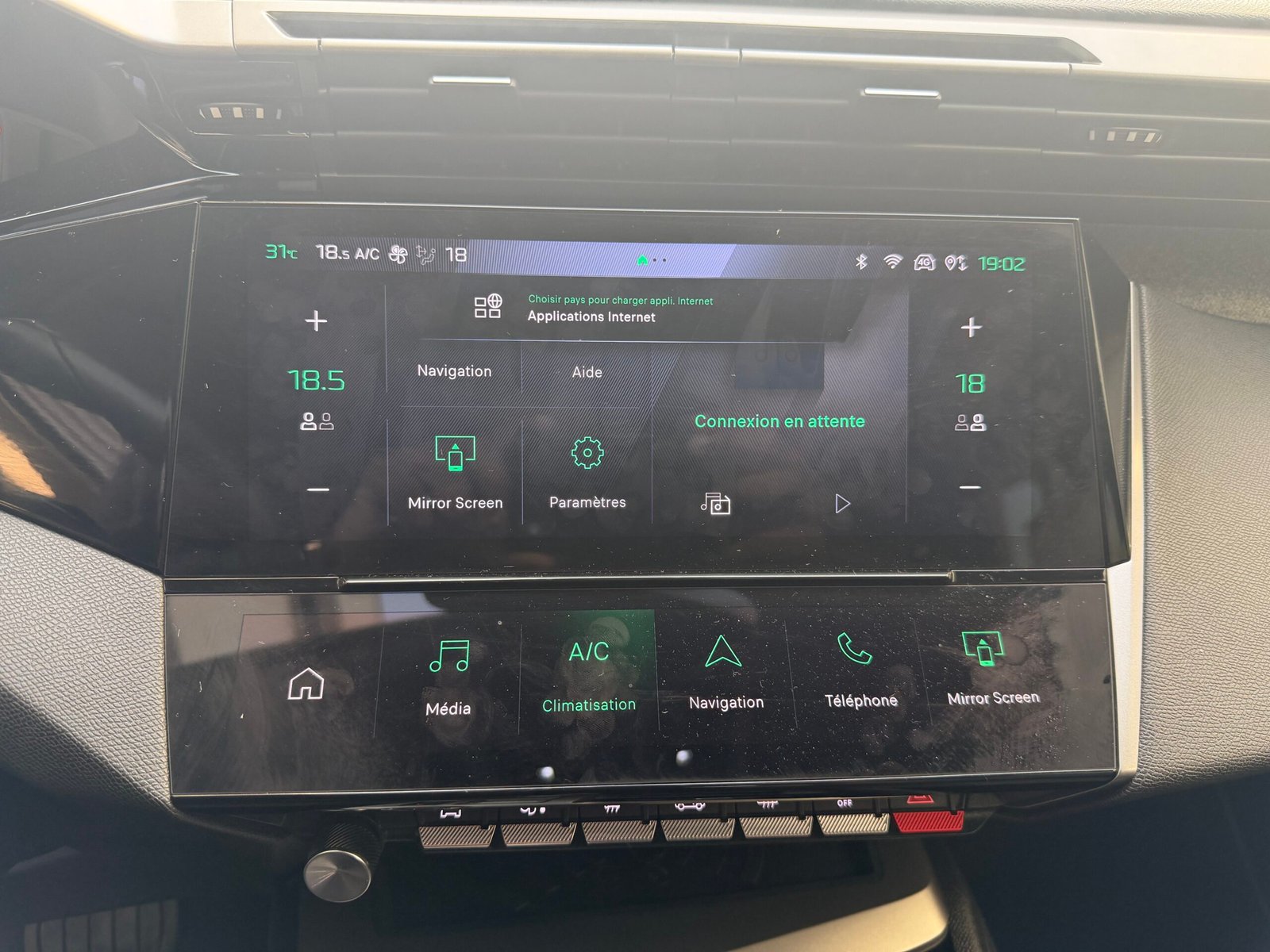 Peugeot 308 1.2 Hybrid Boîte auto 136Ch “Allure”