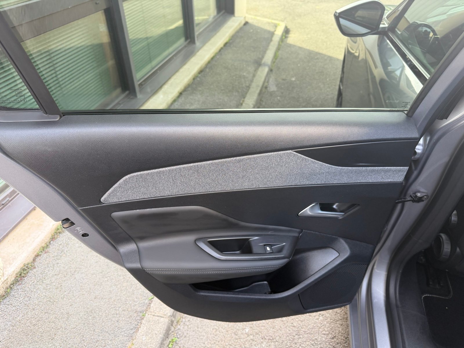Peugeot 308 1.2 Hybrid Boîte auto 136Ch “Allure”