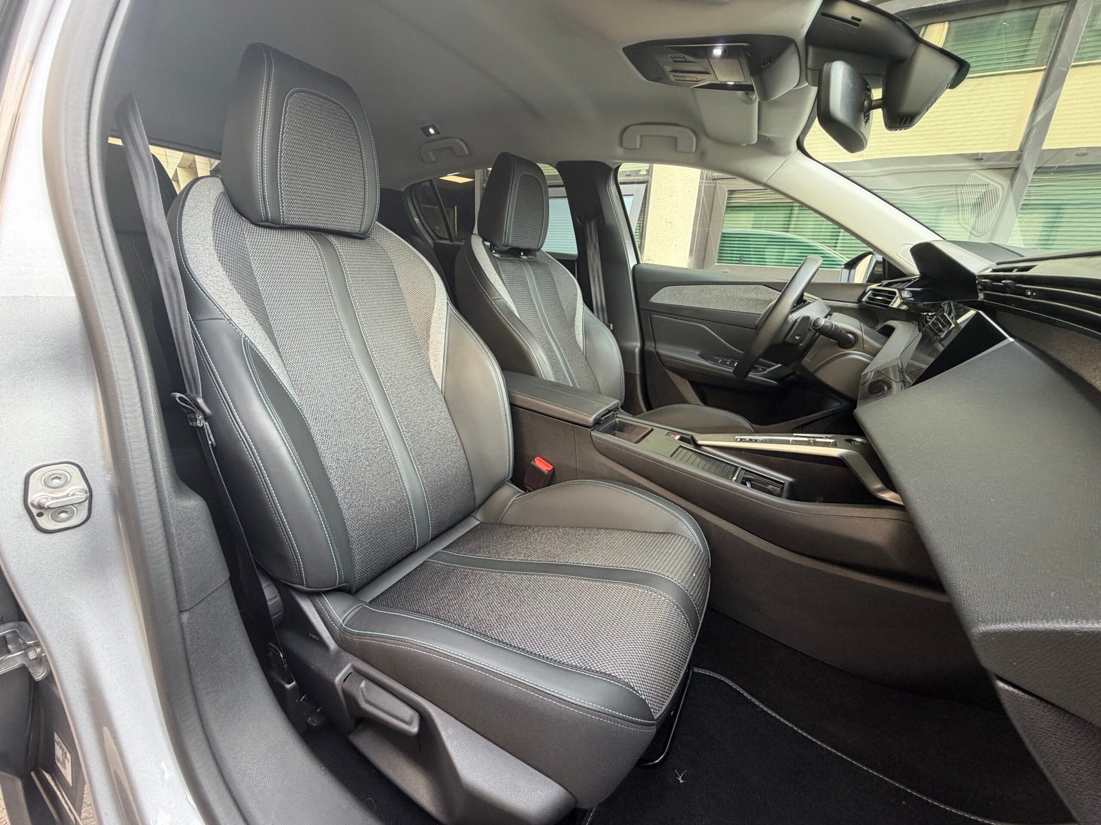 Peugeot 308 1.2 Hybrid Boîte auto 136Ch “Allure”