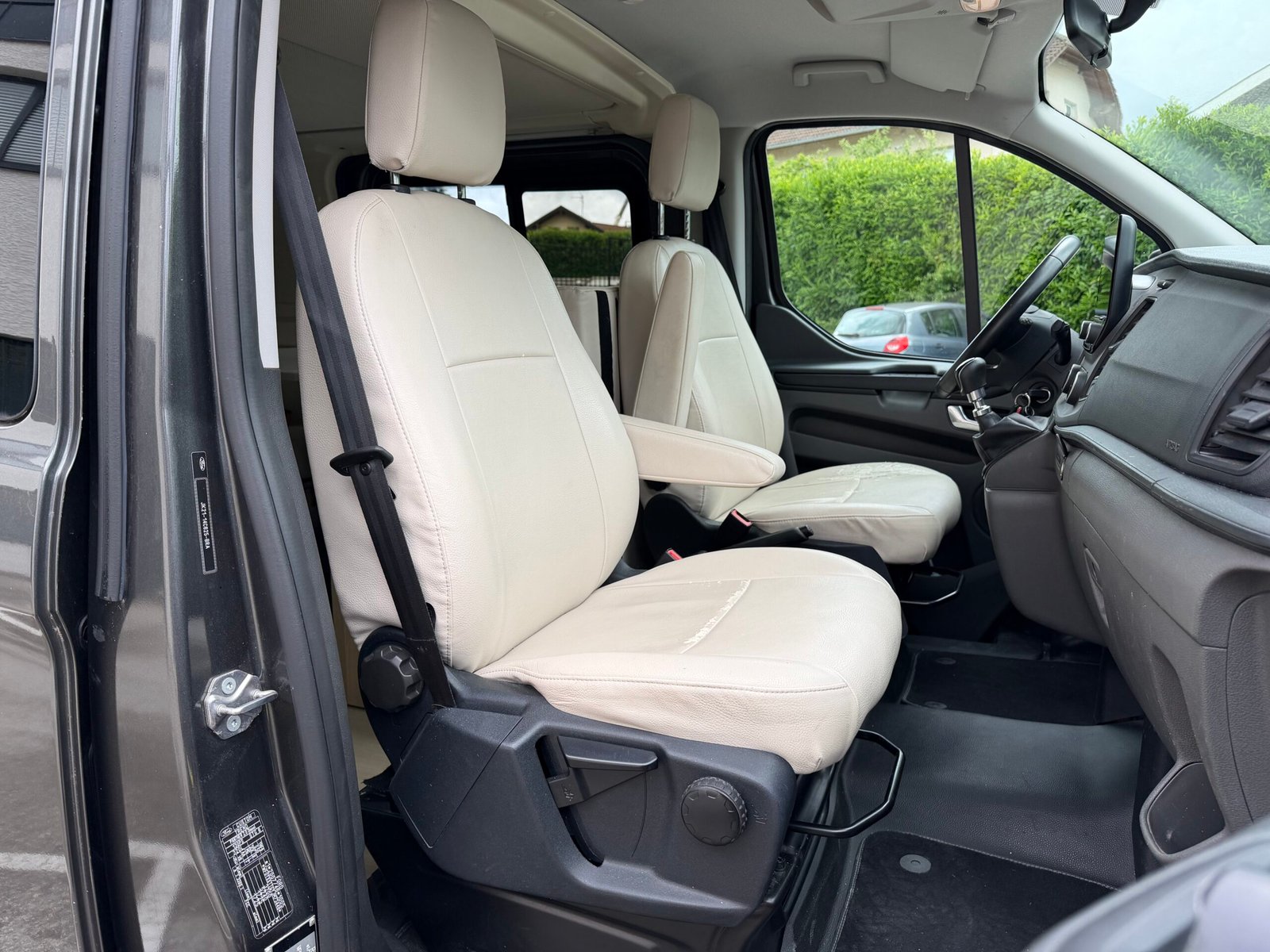 Ford transit custom campenere 2.0 tdci 130
