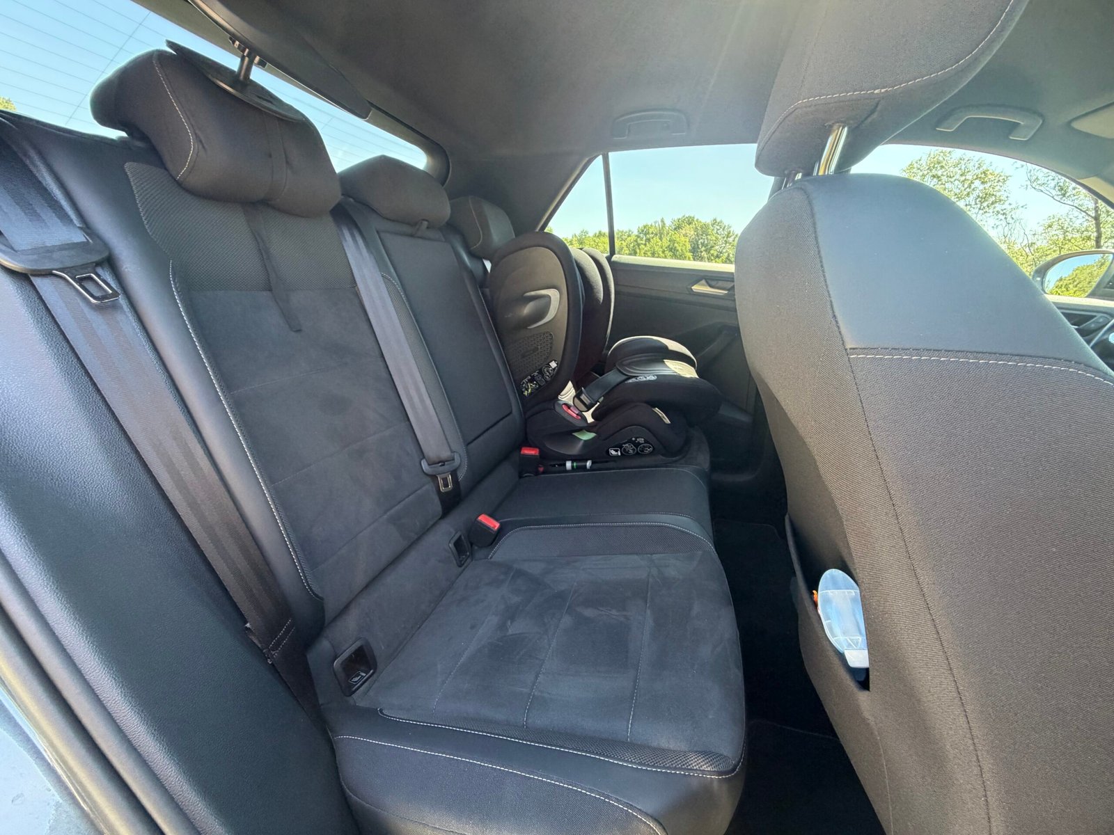 VOLKSWAGEN T-ROC 2.0 TDI 150ch R-LINE Phase 2