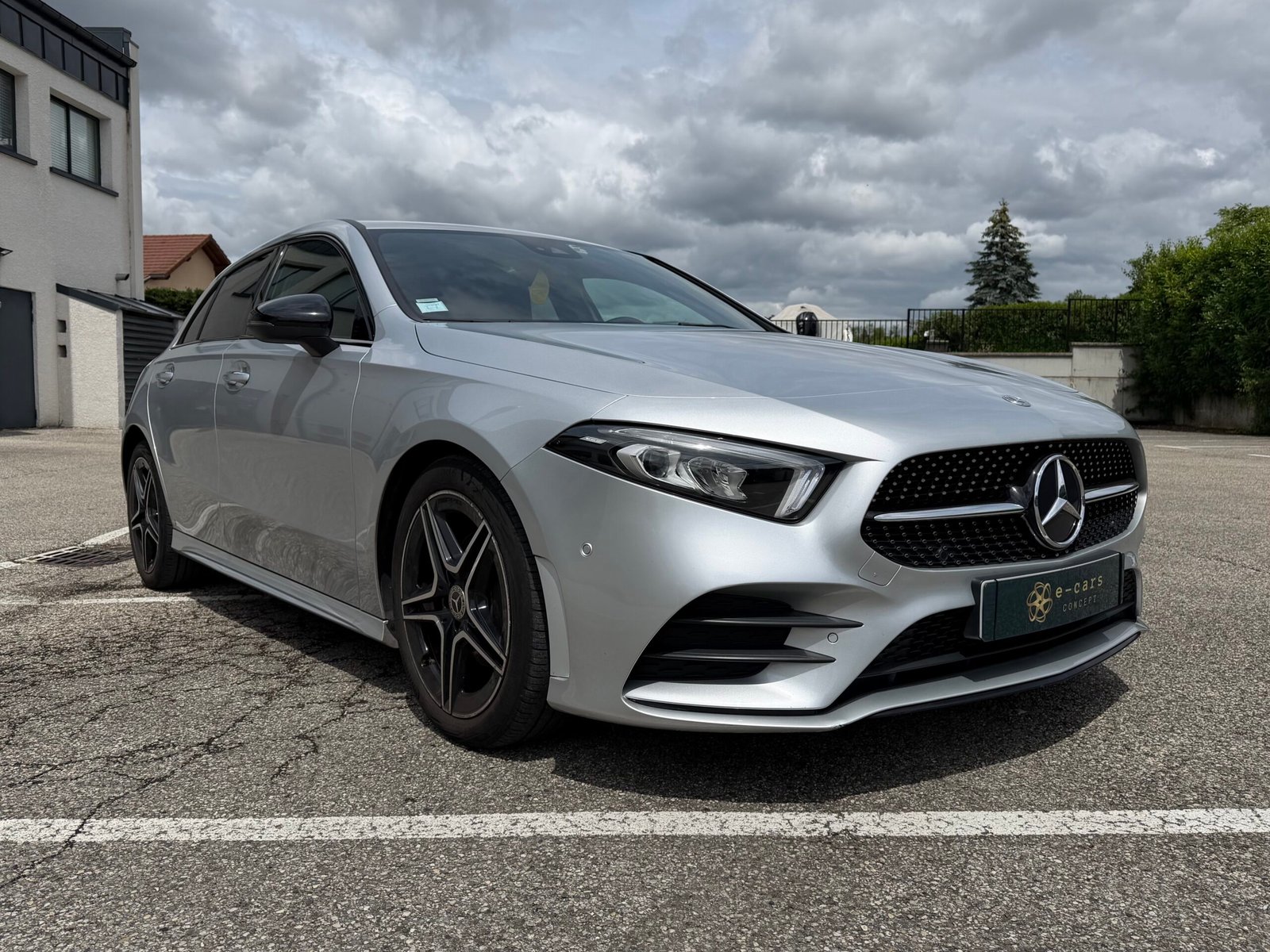 MERCEDES-BENZ Classe A AMG LINE Hatchback 200 d 2.0 d 16V 8G-DCT 150 cv Boîte auto