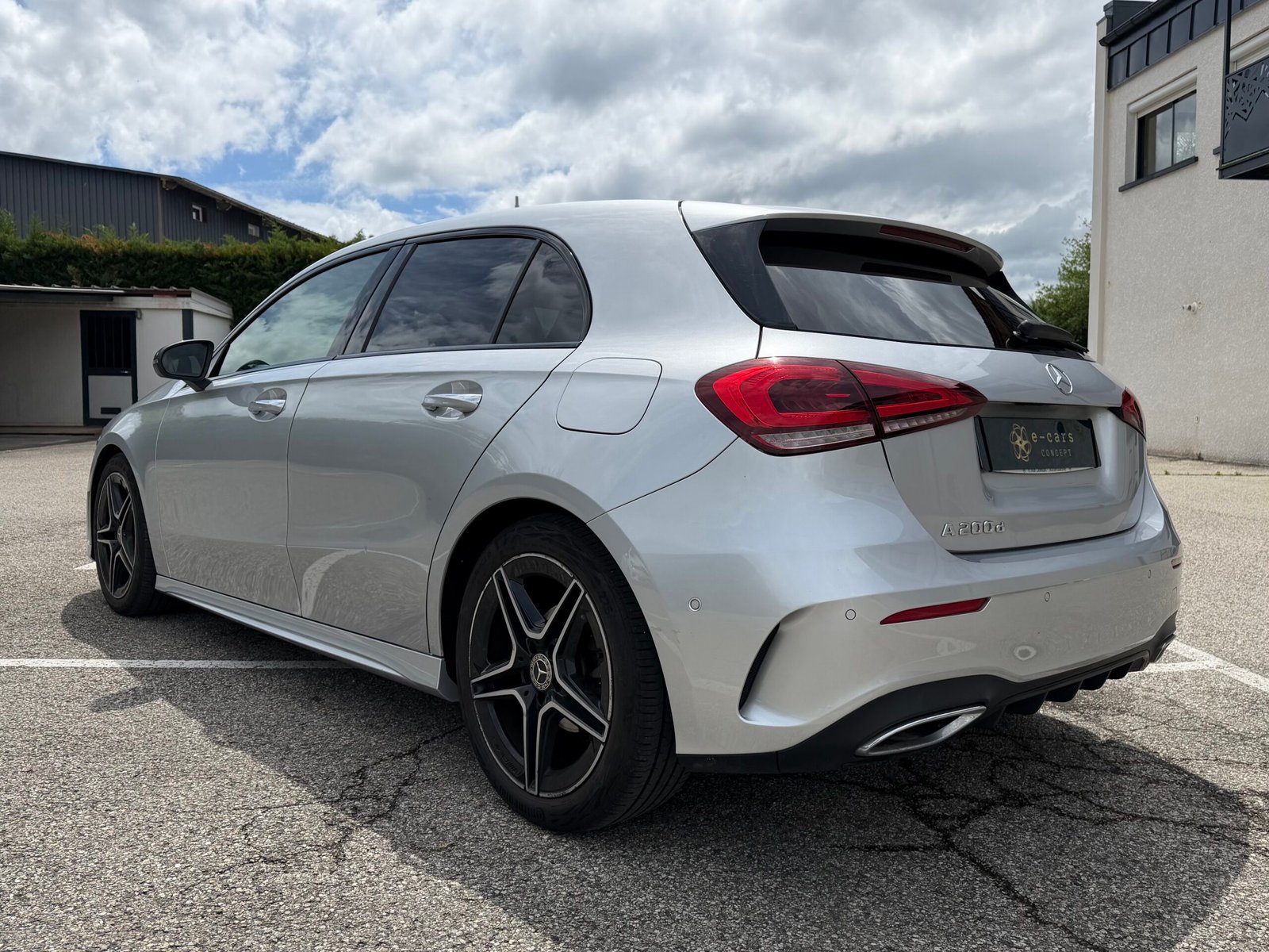 MERCEDES-BENZ Classe A AMG LINE Hatchback 200 d 2.0 d 16V 8G-DCT 150 cv Boîte auto