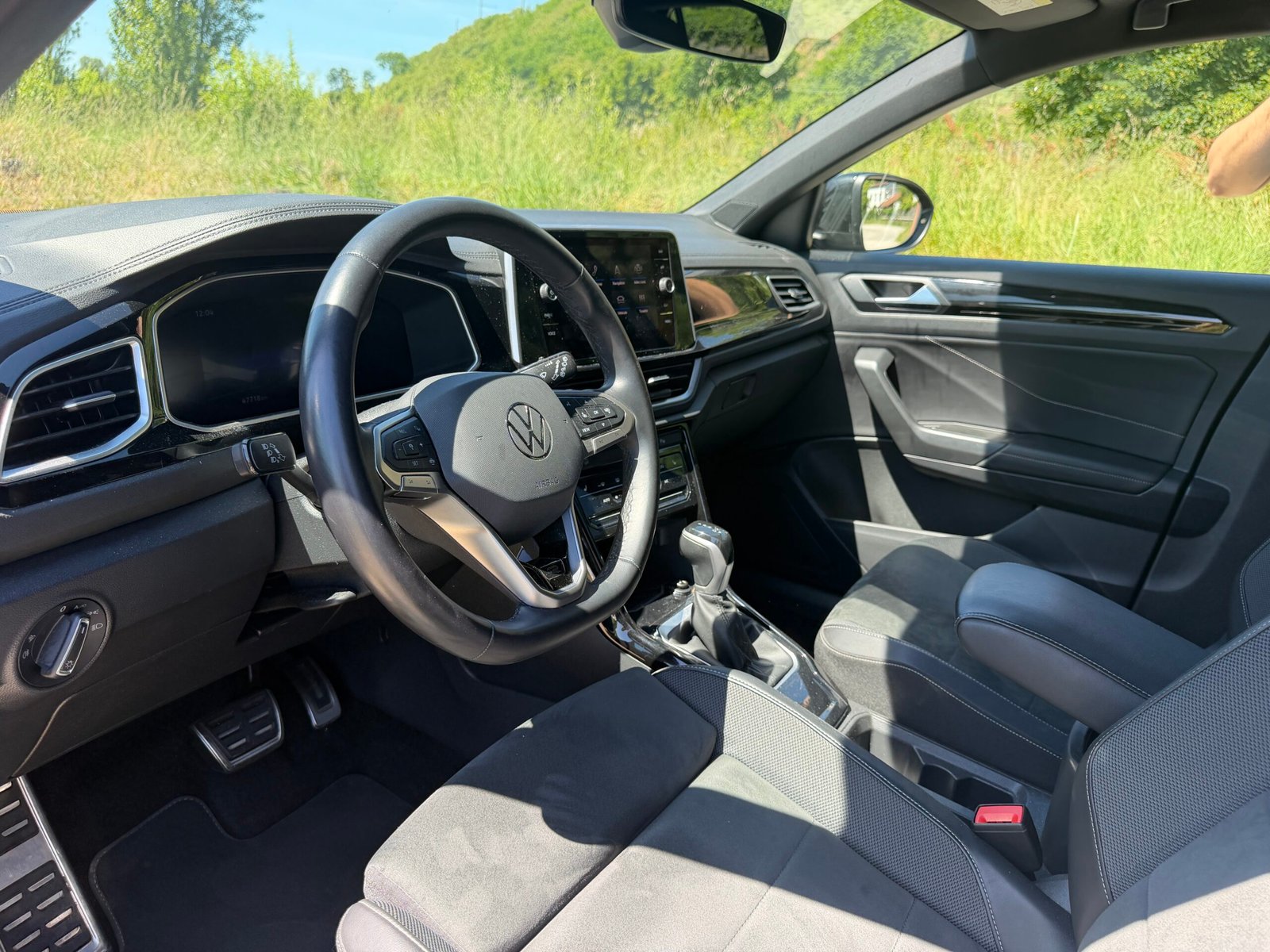 VOLKSWAGEN T-ROC 2.0 TDI 150ch R-LINE Phase 2