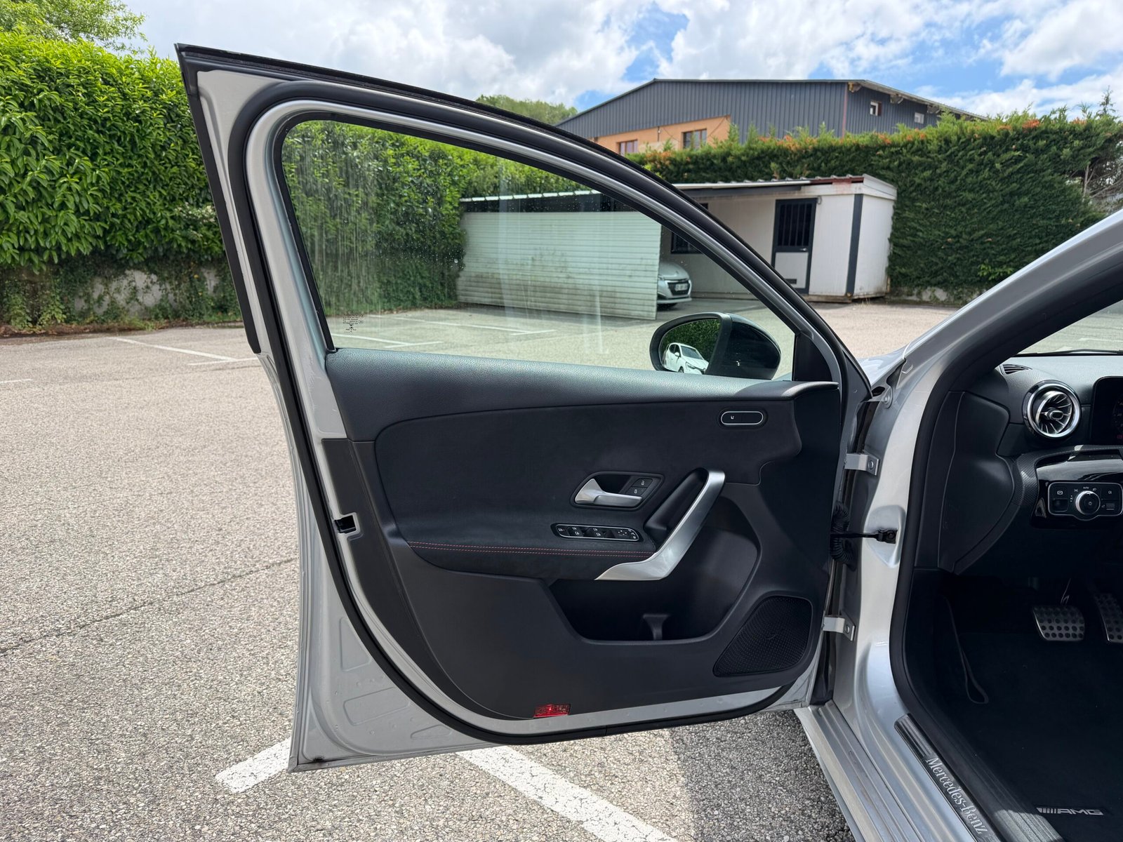 MERCEDES-BENZ Classe A AMG LINE Hatchback 200 d 2.0 d 16V 8G-DCT 150 cv Boîte auto