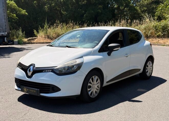 RENAULT Clio IV 5 Portes 1.2 16V 73 cv / Life