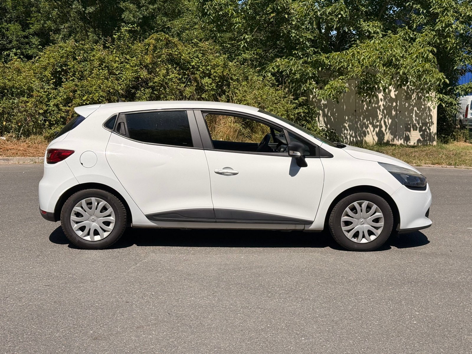 RENAULT Clio IV 5 Portes 1.2 16V 73 cv / Life