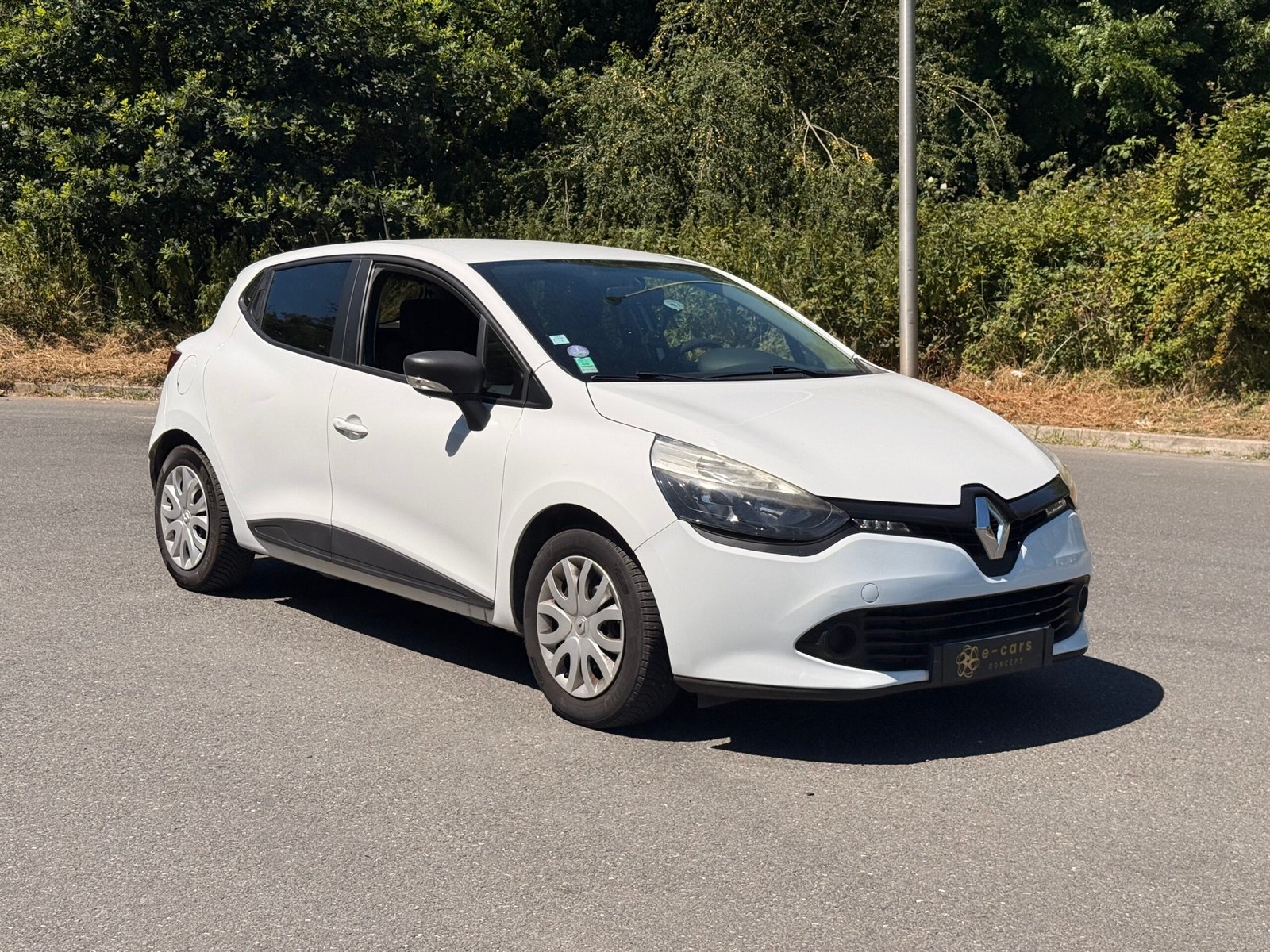 RENAULT Clio IV 5 Portes 1.2 16V 73 cv / Life