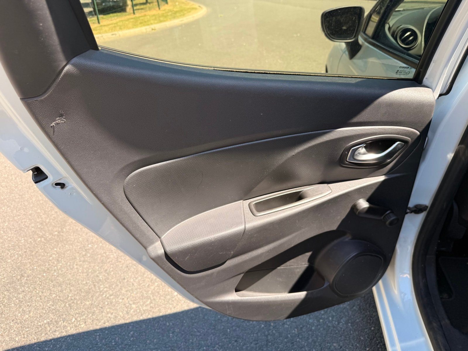 RENAULT Clio IV 5 Portes 1.2 16V 73 cv / Life