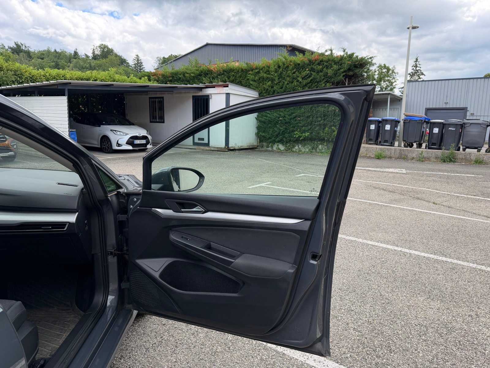 VOLKSWAGEN Golf 8 Life business 1.5 eTSi 16V BMT DSG7 150 cv Boîte auto
