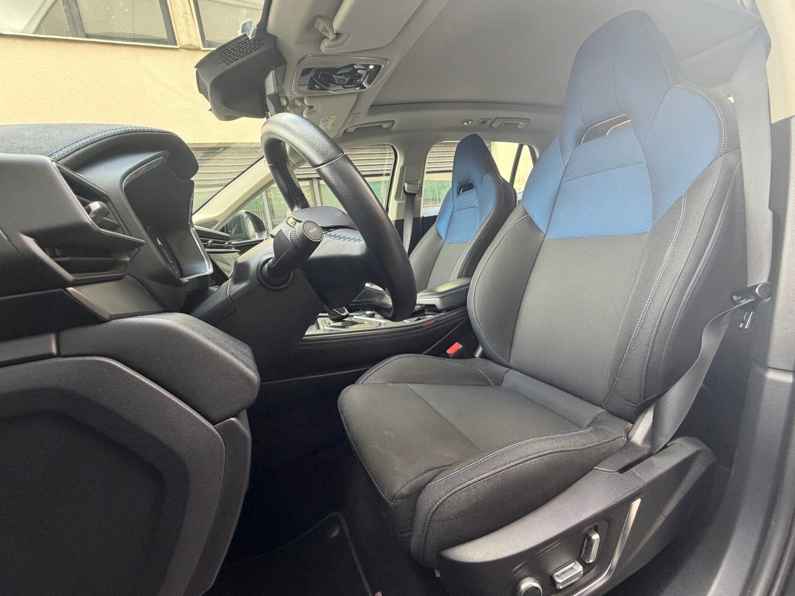 LYNK & CO 01 “PHEV”