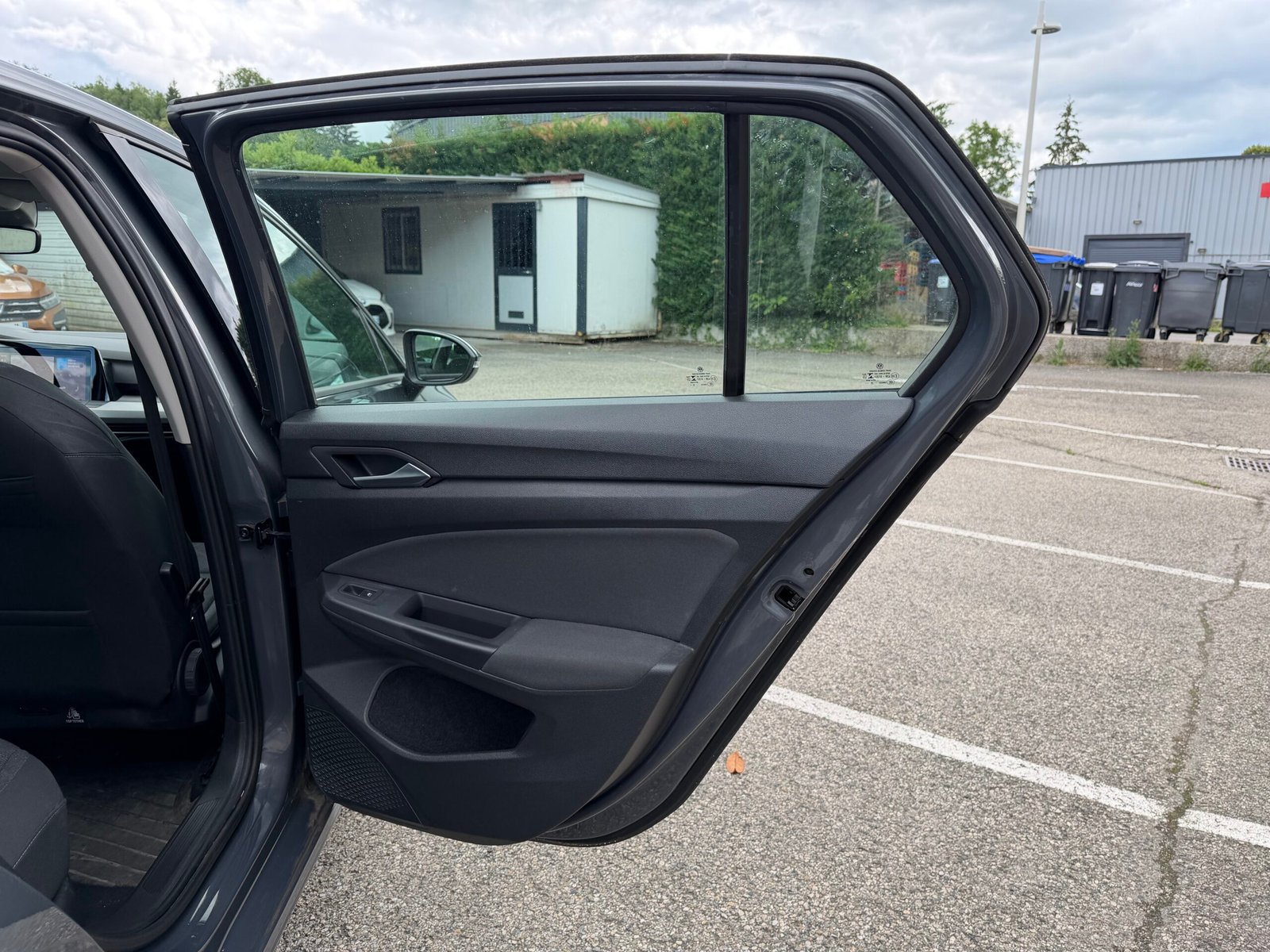 VOLKSWAGEN Golf 8 Life business 1.5 eTSi 16V BMT DSG7 150 cv Boîte auto