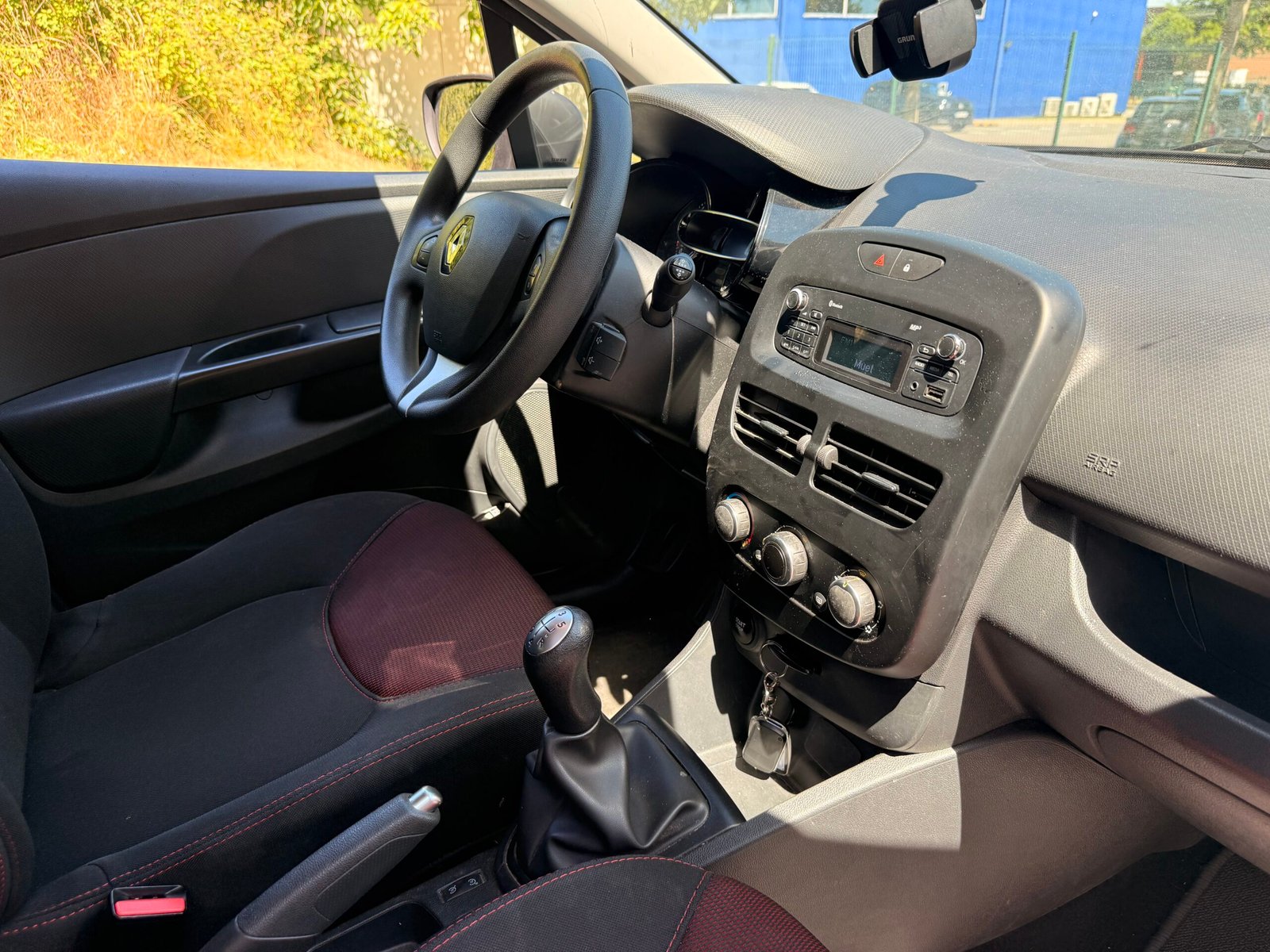 RENAULT Clio IV 5 Portes 1.2 16V 73 cv / Life