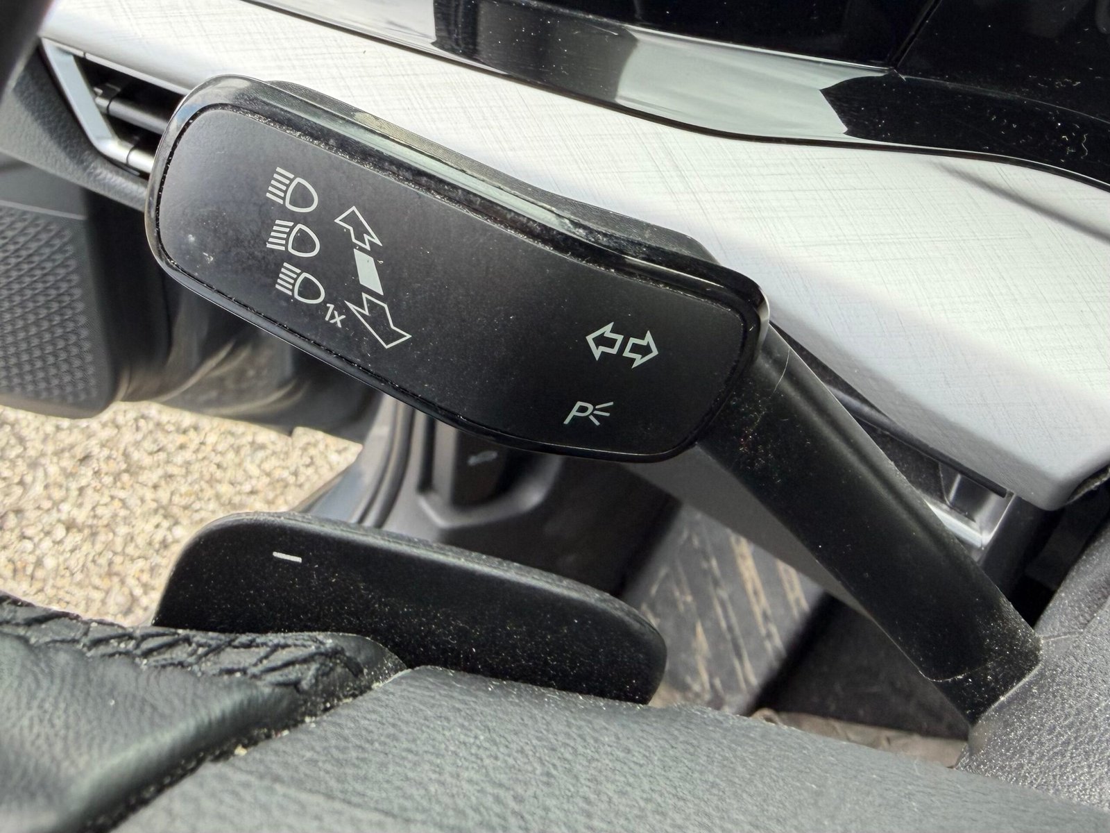 VOLKSWAGEN Golf 8 Life business 1.5 eTSi 16V BMT DSG7 150 cv Boîte auto