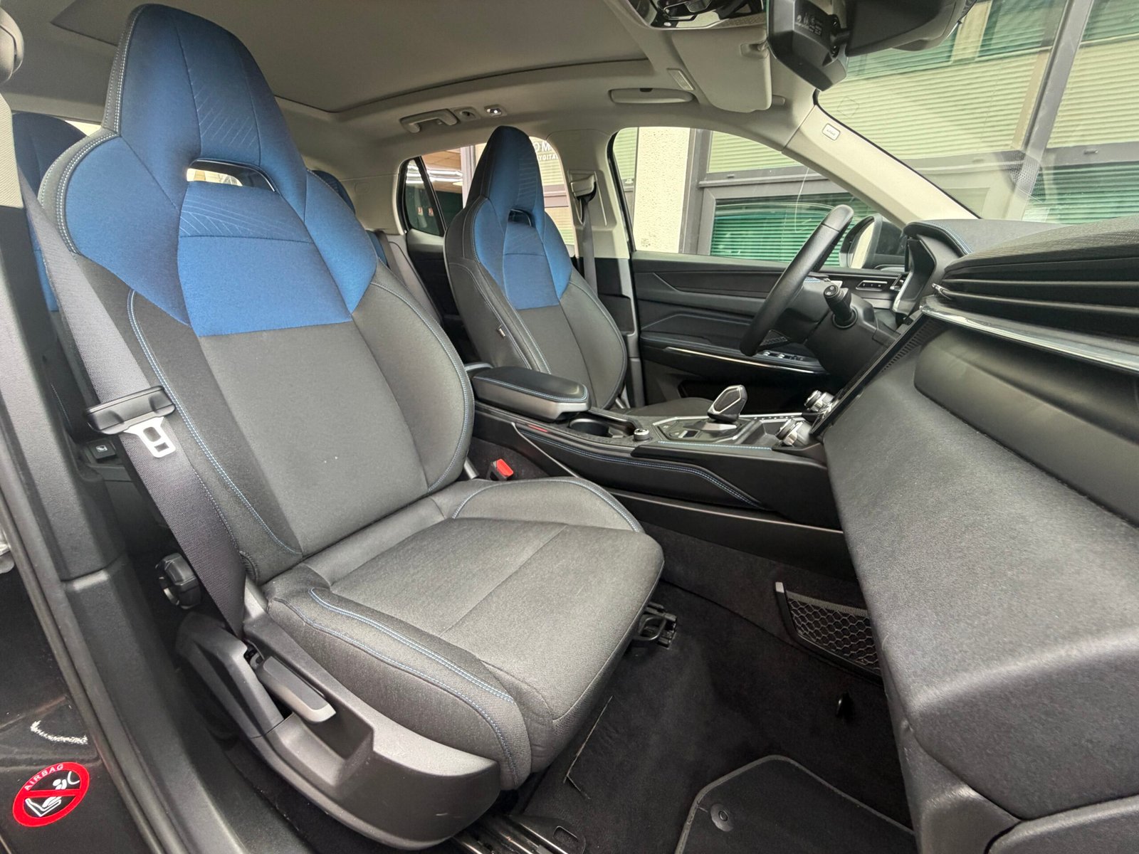 LYNK & CO 01 “PHEV”