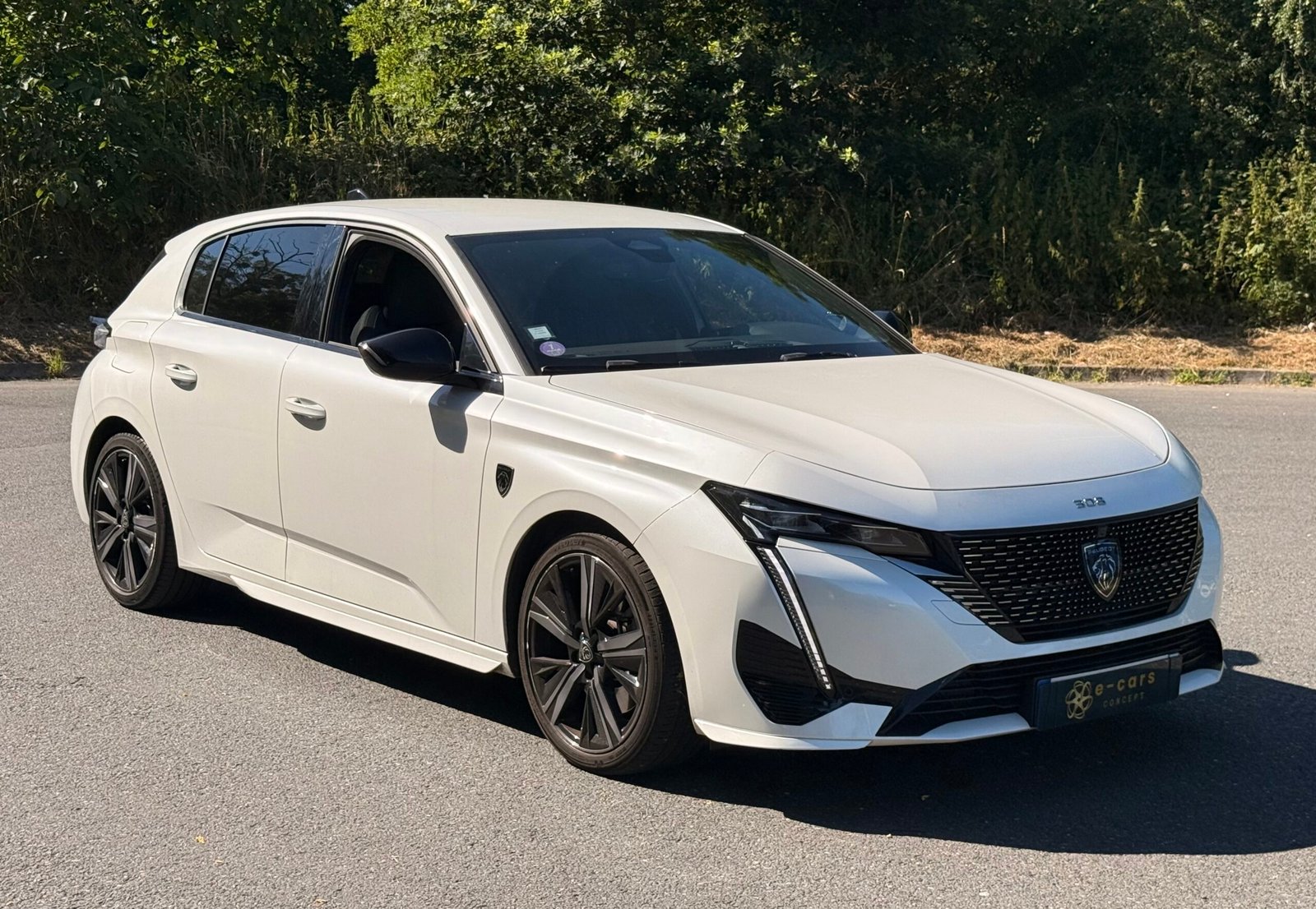 PEUGEOT 308 III GT 1.6 THP 225 Hybrid e-EAT8 180 cv Boîte auto