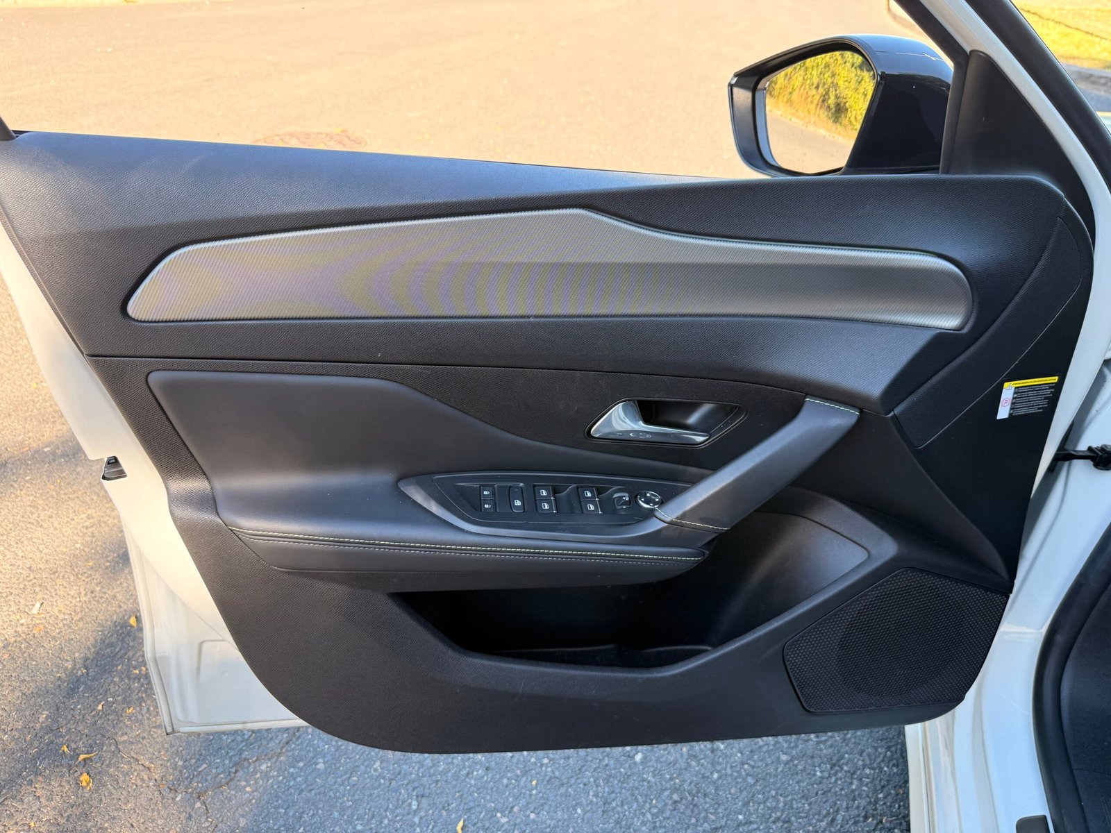 PEUGEOT 308 III GT 1.6 THP 225 Hybrid e-EAT8 180 cv Boîte auto