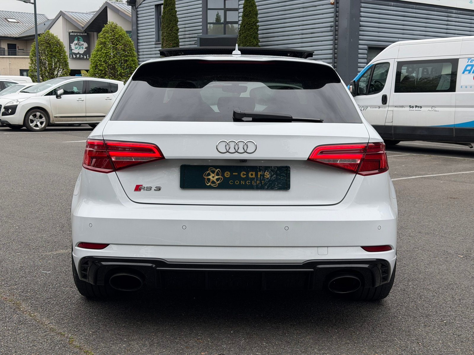 AUDI RS3 DAZA Phase 2 Sportback 2.5 TFSi 20V GPF Quattro S-Tronic 400 cv Boîte auto / Suivi Audi / Origine France / Bang & Olufsen / Virtual Cockpit / Toit ouvrant / Sièges RS