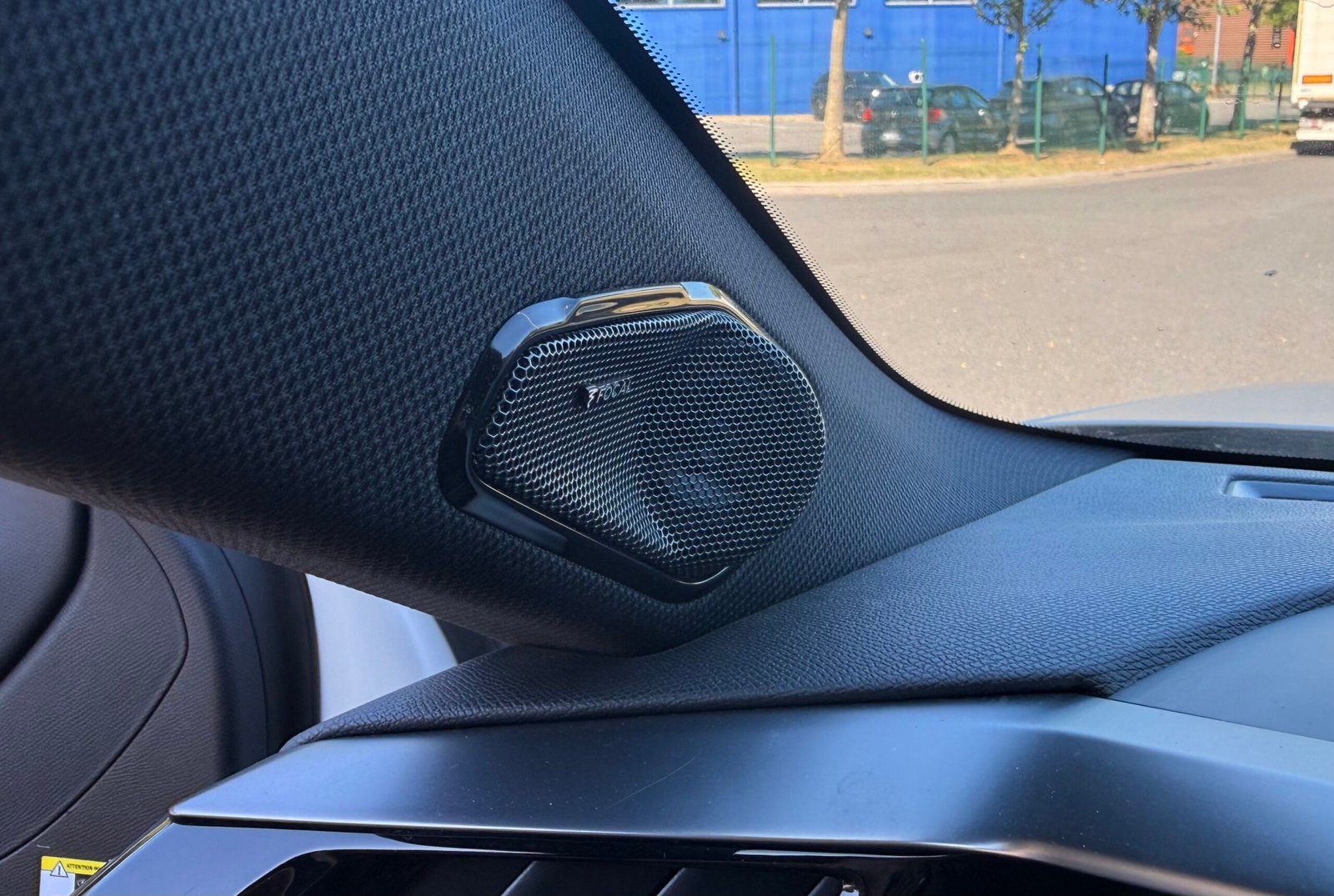 PEUGEOT 308 III GT 1.6 THP 225 Hybrid e-EAT8 180 cv Boîte auto